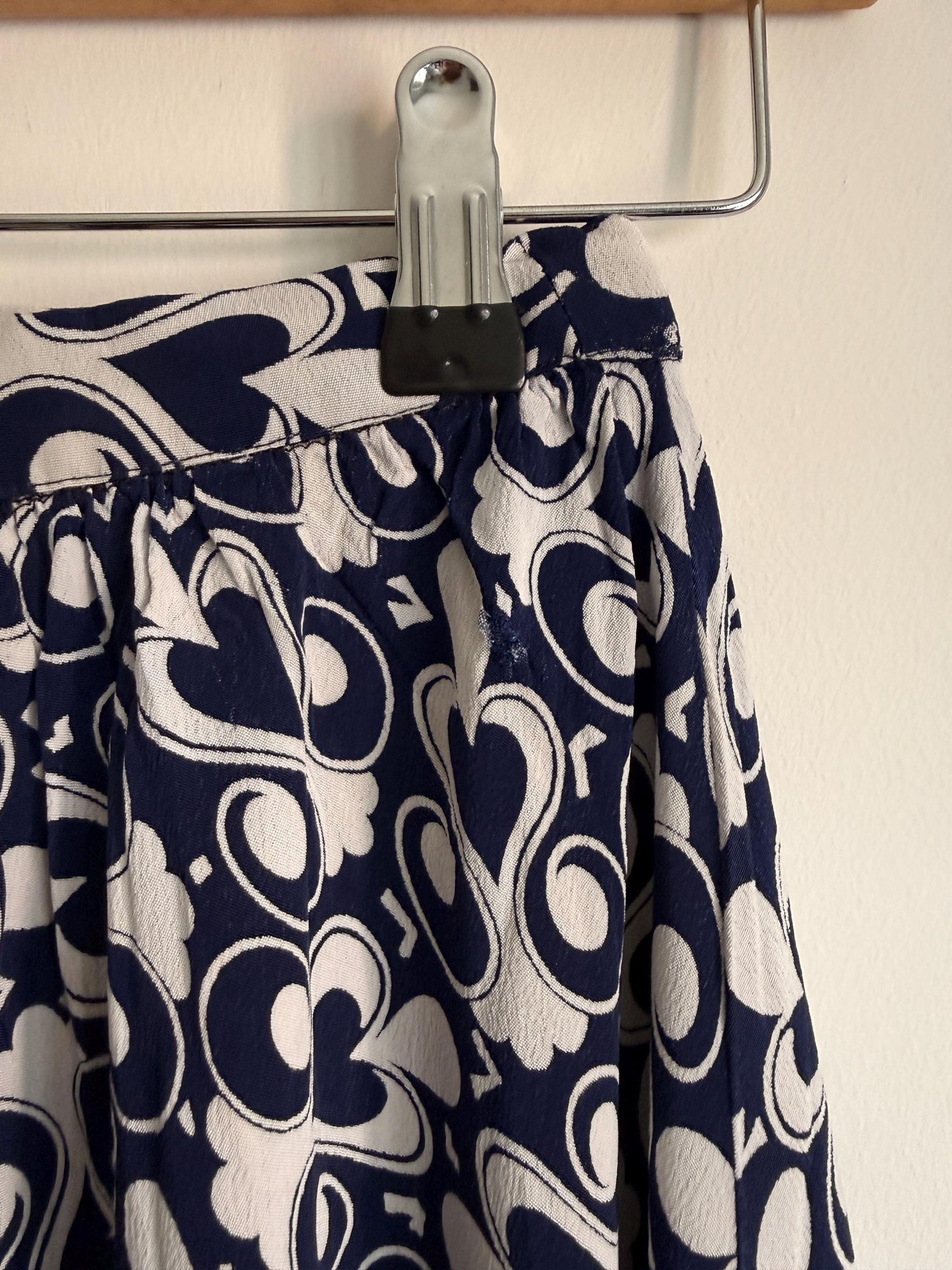 Vintage 1970s Blue & White Patterned Midi Skirt | Retro Graphic Print | High Waist A Line Skirt | Mod Boho | UK 10-12
