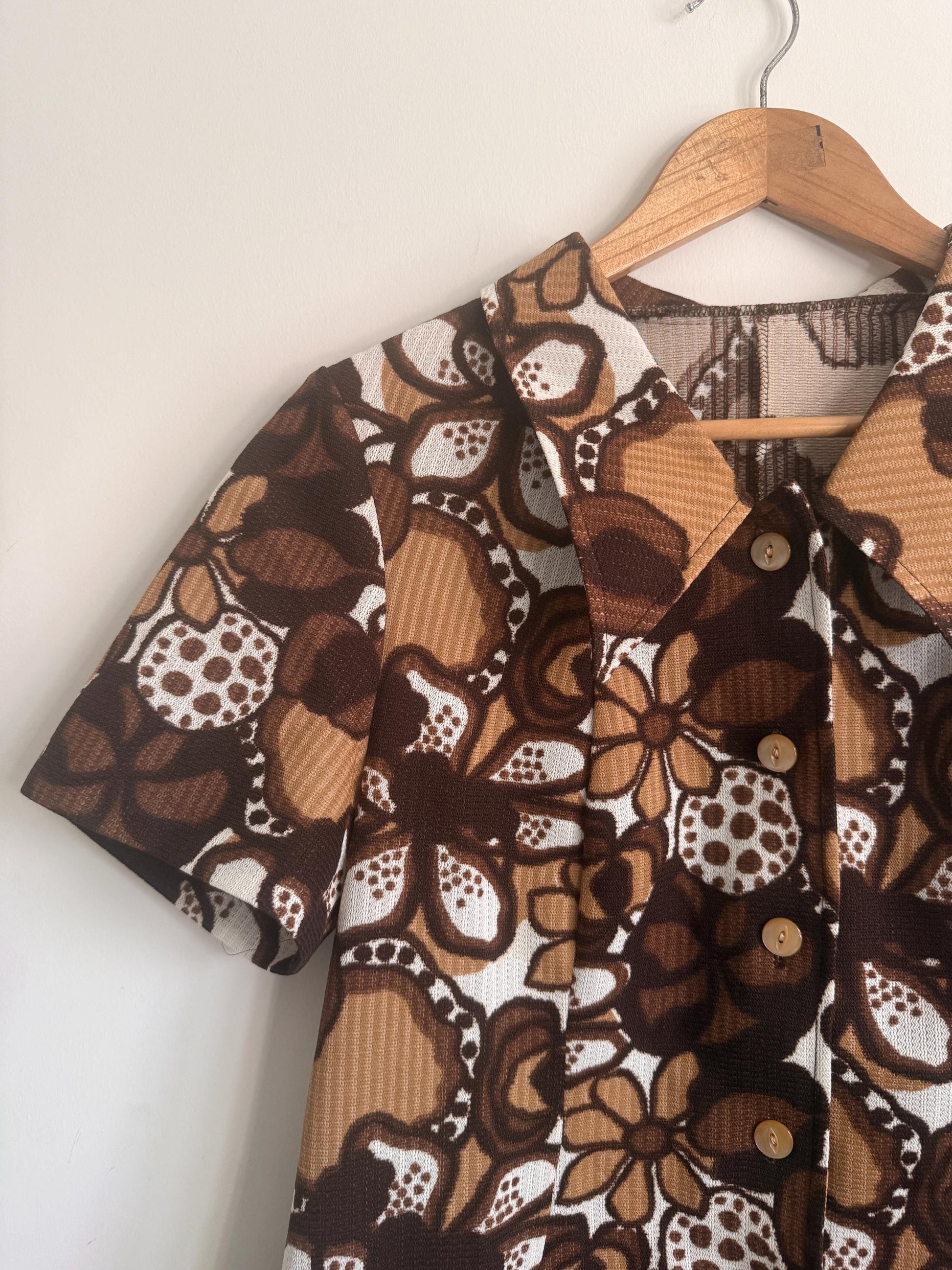 Vintage 1970s Brown Floral Mini Dress | Retro Mod Dress | Psychedelic Flower Print Dress | Collared A-Line Dress | UK 12