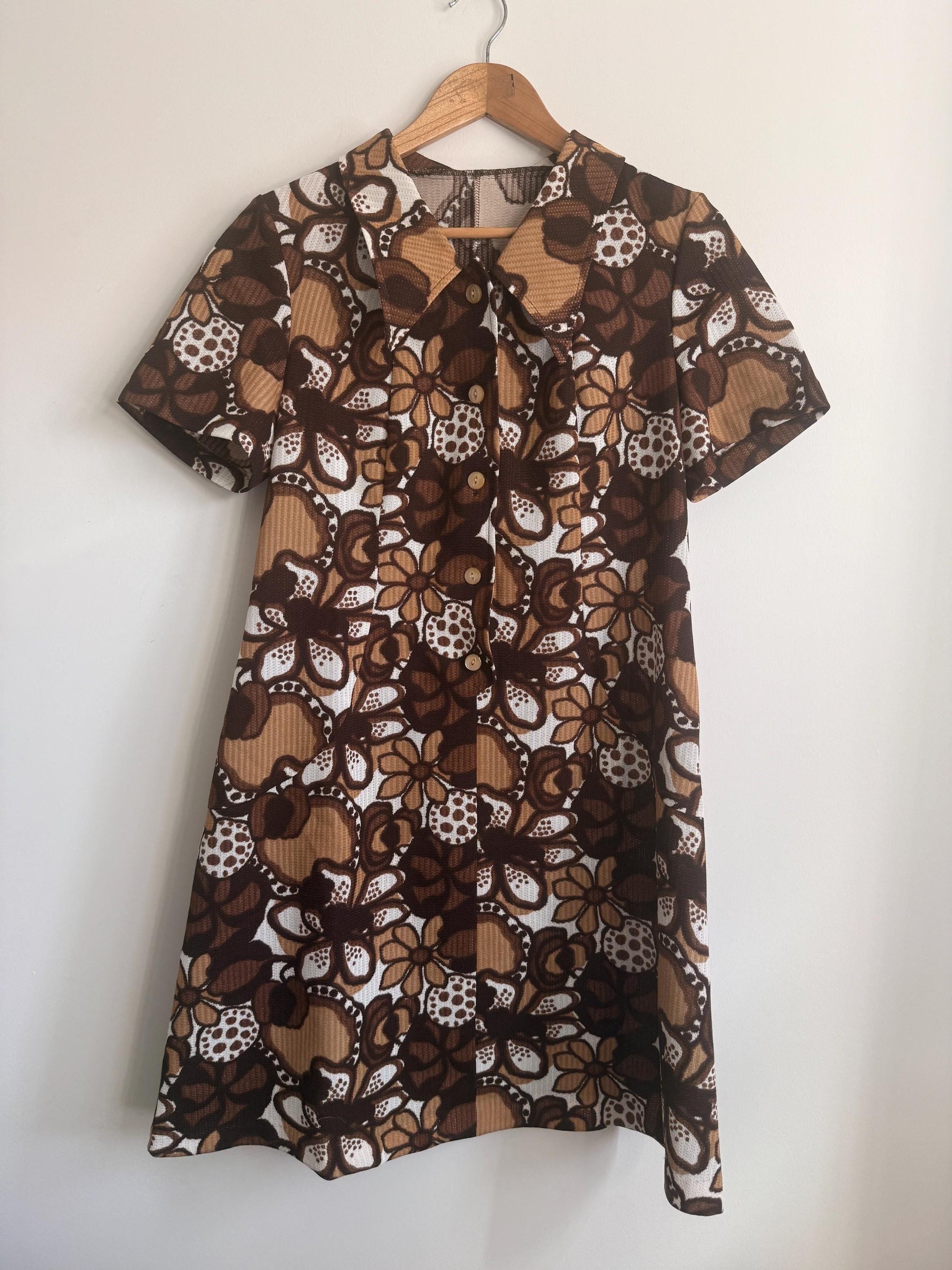 Vintage 1970s Brown Floral Mini Dress | Retro Mod Dress | Psychedelic Flower Print Dress | Collared A-Line Dress | UK 12