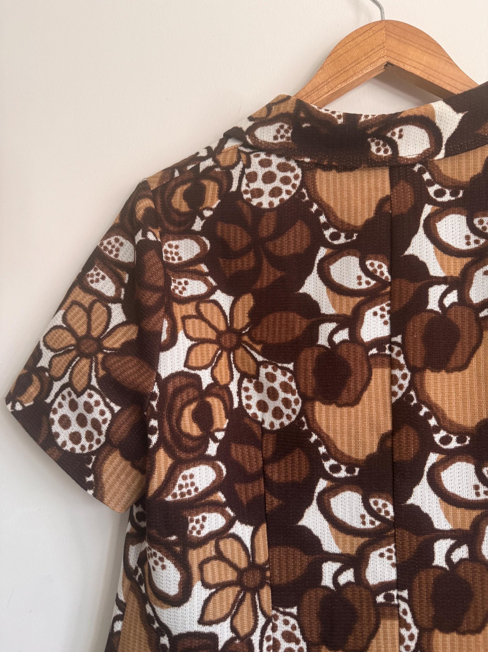 Vintage 1970s Brown Floral Mini Dress | Retro Mod Dress | Psychedelic Flower Print Dress | Collared A-Line Dress | UK 12