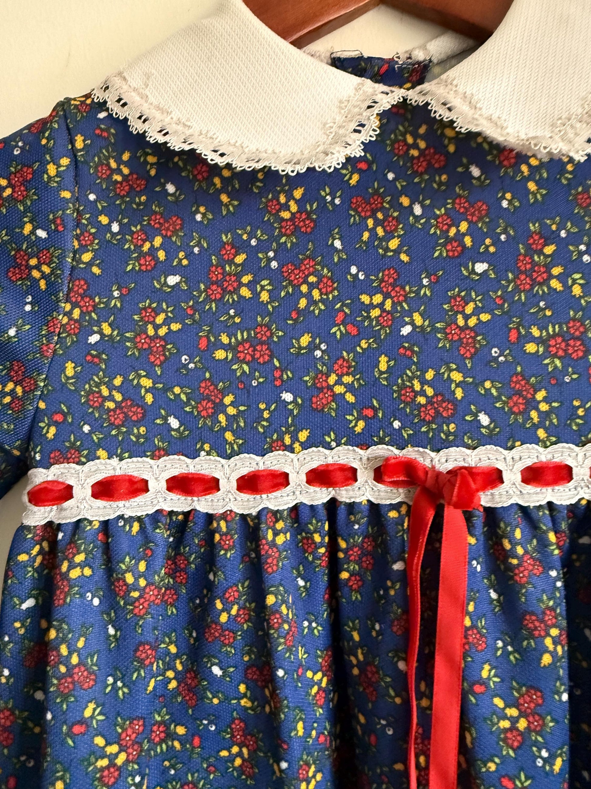 Vintage 1970s Girls Prairie Maxi Dress | Blue Floral Lace Trim Children's Dress | Folk Cottagecore Age 8