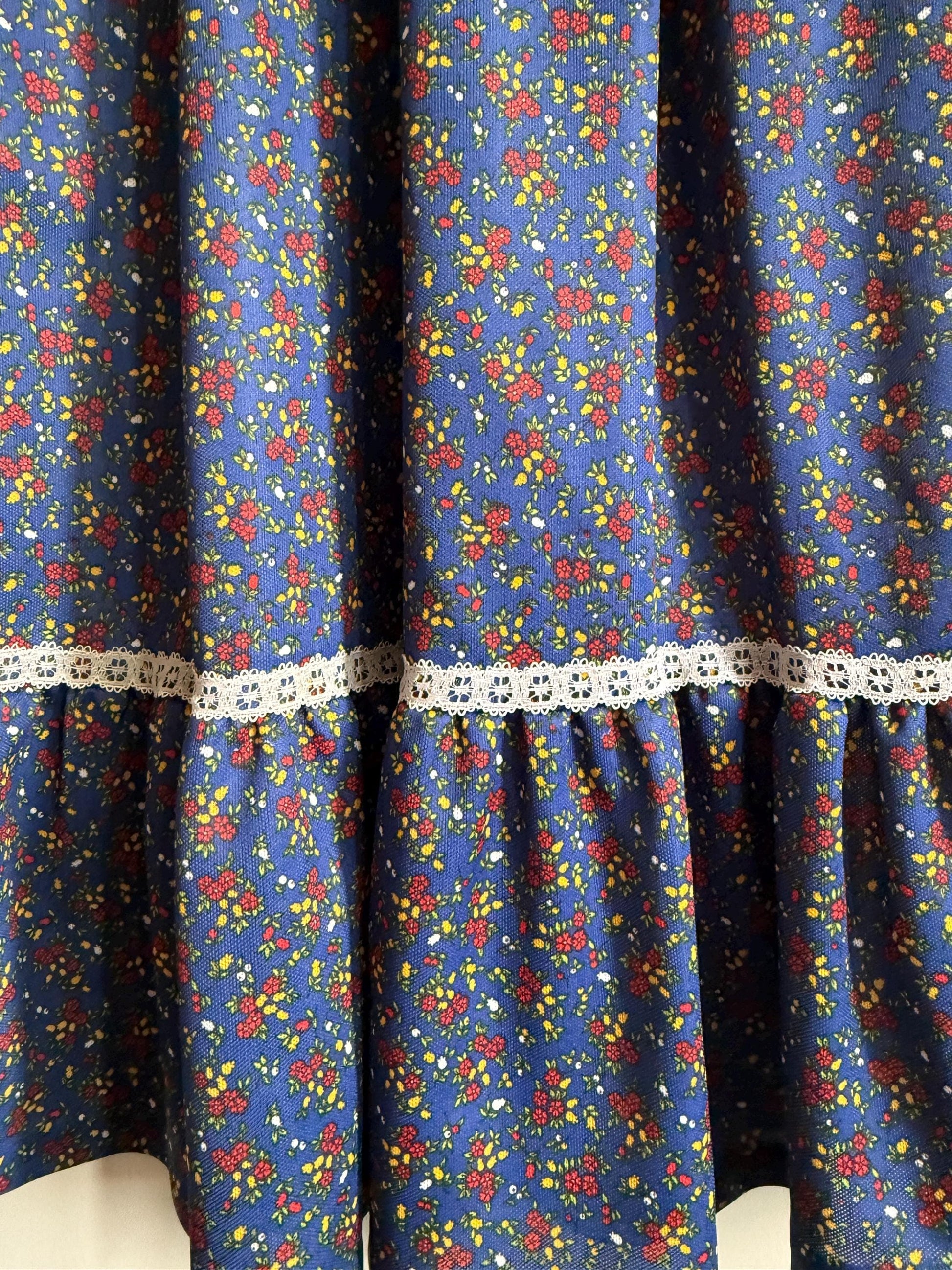Vintage 1970s Girls Prairie Maxi Dress | Blue Floral Lace Trim Children's Dress | Folk Cottagecore Age 8