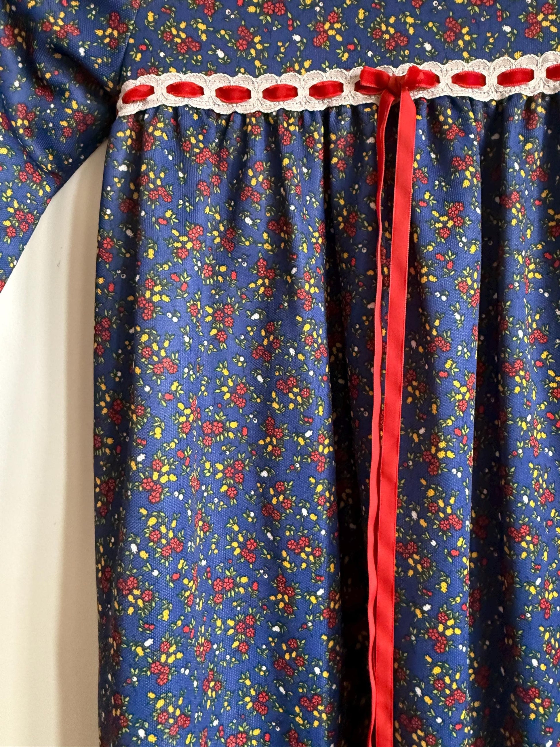 Vintage 1970s Girls Prairie Maxi Dress | Blue Floral Lace Trim Children's Dress | Folk Cottagecore Age 8