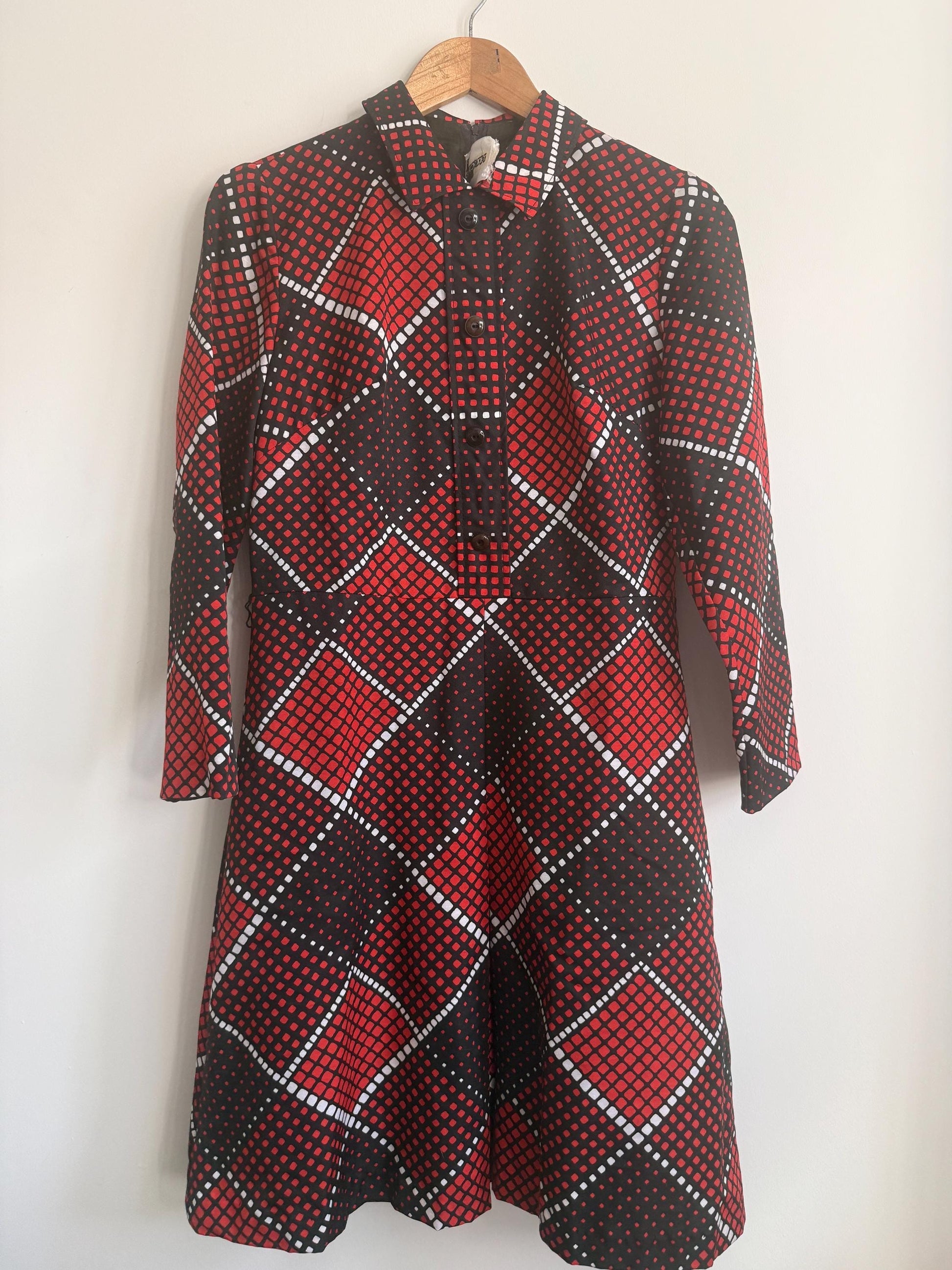 Vintage 1970s Hucke Mod Dress | Red Black Geometric Print Dress | Long Sleeve Shirt Dress | Retro Mini Dress | German Vintage | UK 10