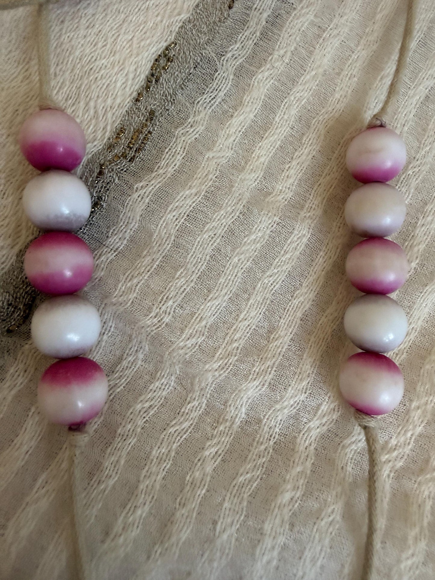 Vintage 1970s Pink and White Bead Necklace, Hand Tied Wooden Beads, Long Boho Sautoir, 27 Inch Drop Statement Necklace