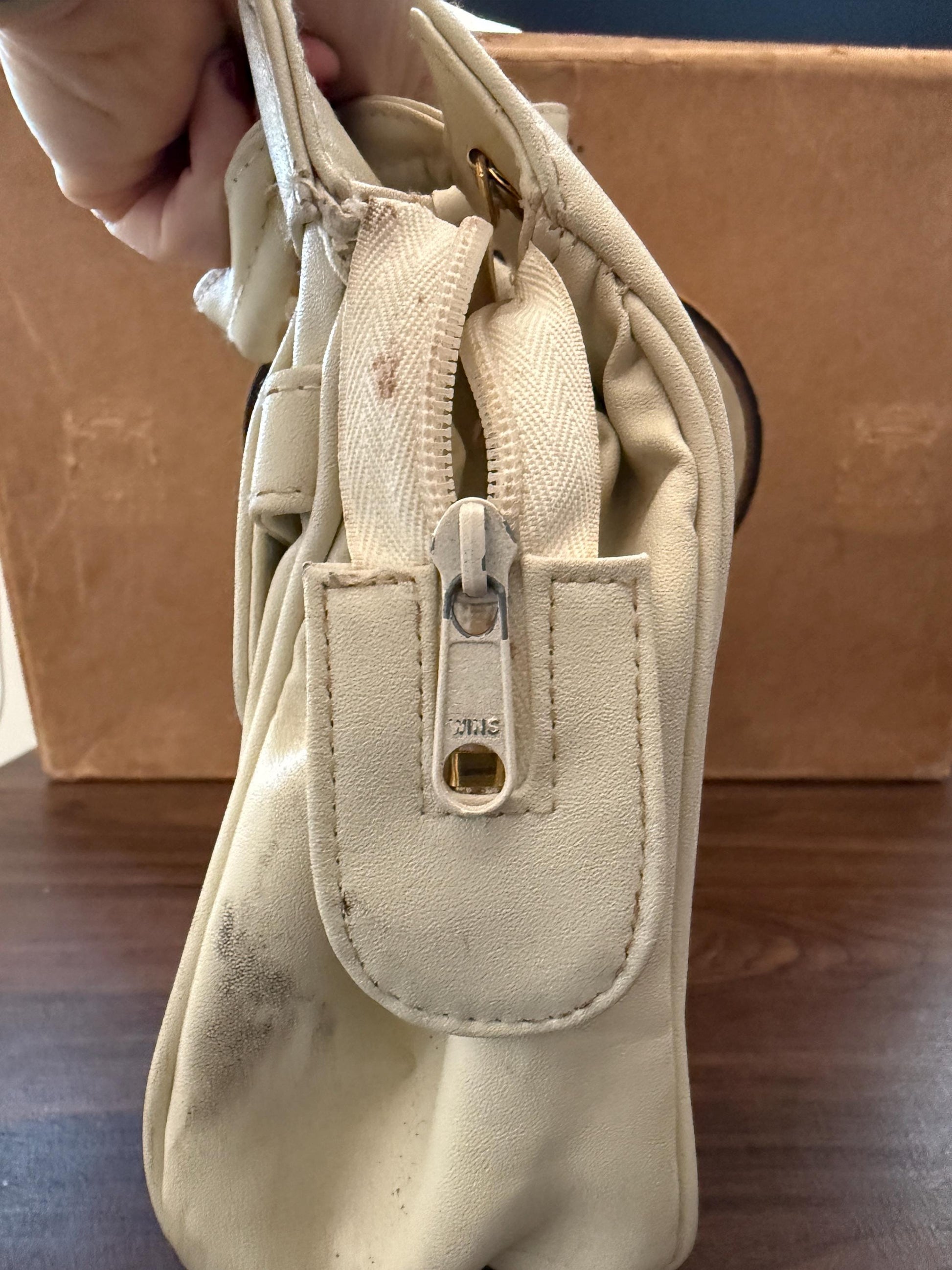 Vintage 1980s Salisbury’s Cream Organiser Handbag Gold Horse Bit Equestrian Top Handle Bag