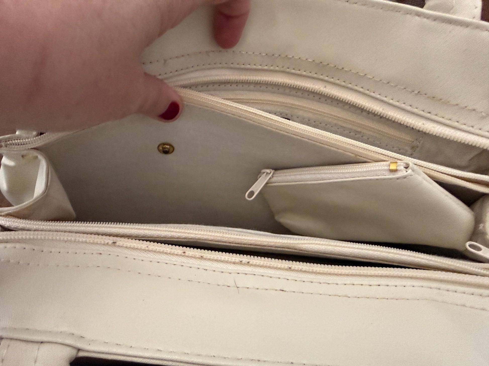 Vintage 1980s Salisbury’s Cream Organiser Handbag Gold Horse Bit Equestrian Top Handle Bag