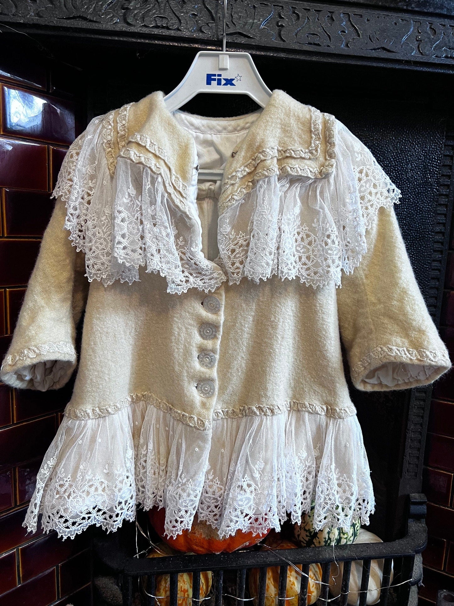 Vintage 40s childrens wool cream wool and lace coat | 1940s wool single breasted swing coat with fluted sleeves and lace details 1940s Coat