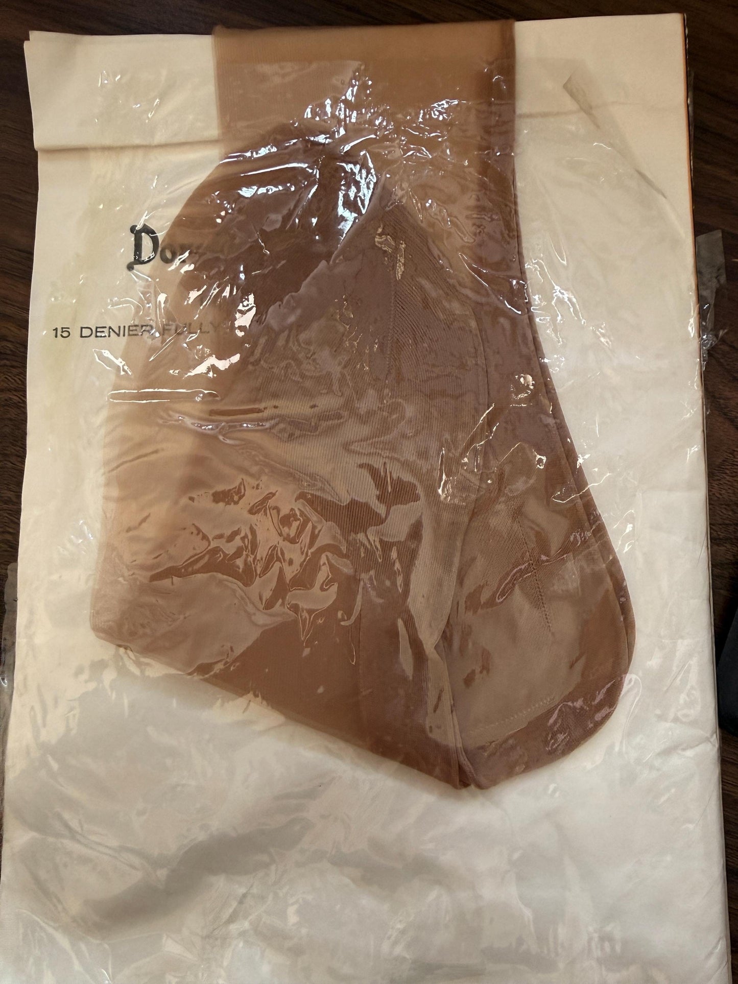 Vintage 50s 1960s Soirée Dorothy Vernon 15 Denier Fully Fashioned Nylon Tights Deadstock