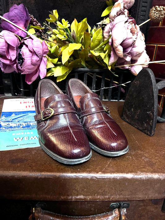 60’s Brown Shoes leather Buckle Skipping Shoes Brown leather - Vintage small shoes Vintage Shoes, 60s Shoes, vintage shoes & box UK2.5