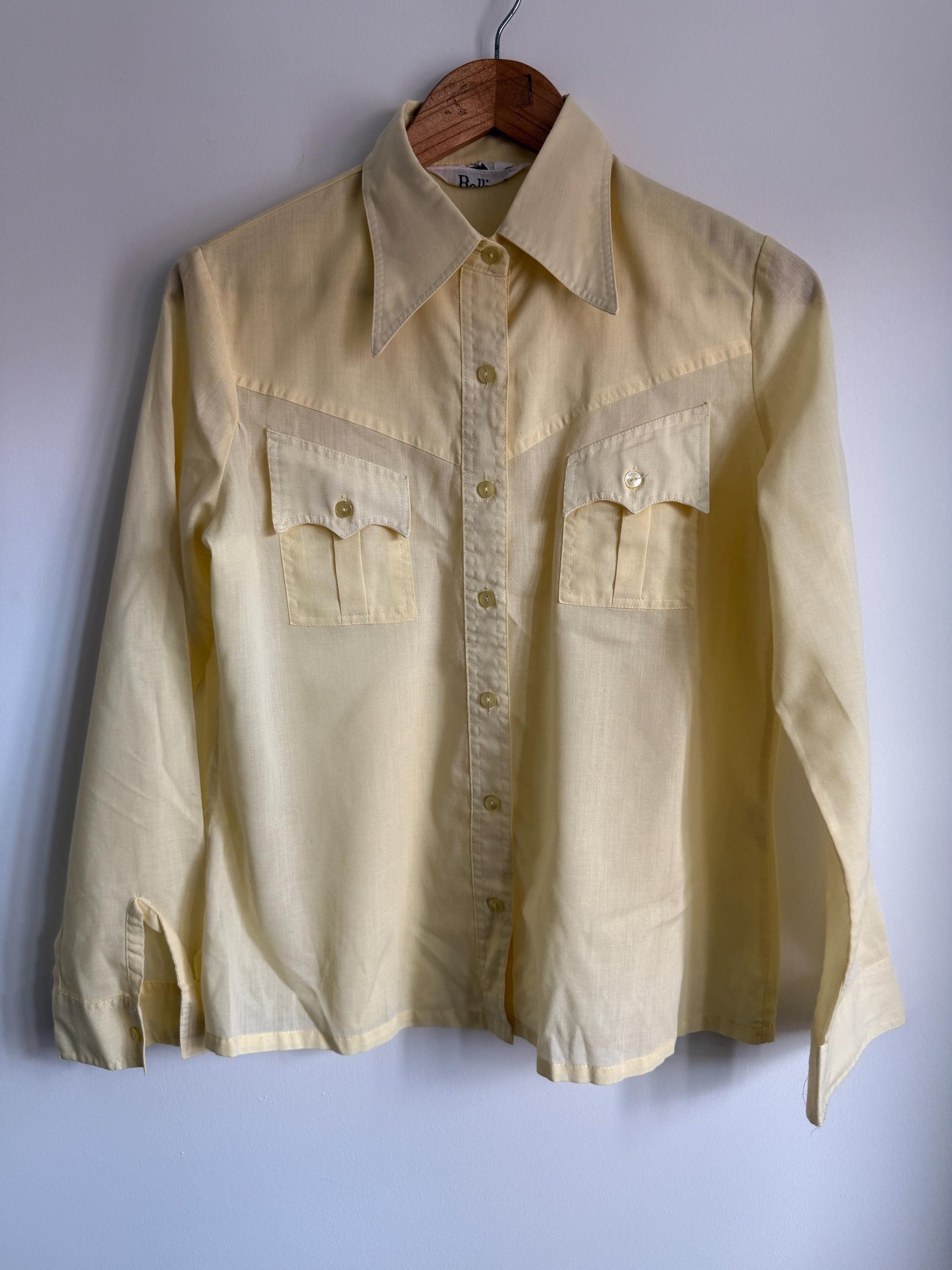 Vintage 70s Butter Yellow Western Shirt | Cowboy Style Button Up Blouse | Scalloped Pocket Shirt | Retro Women's Shirt