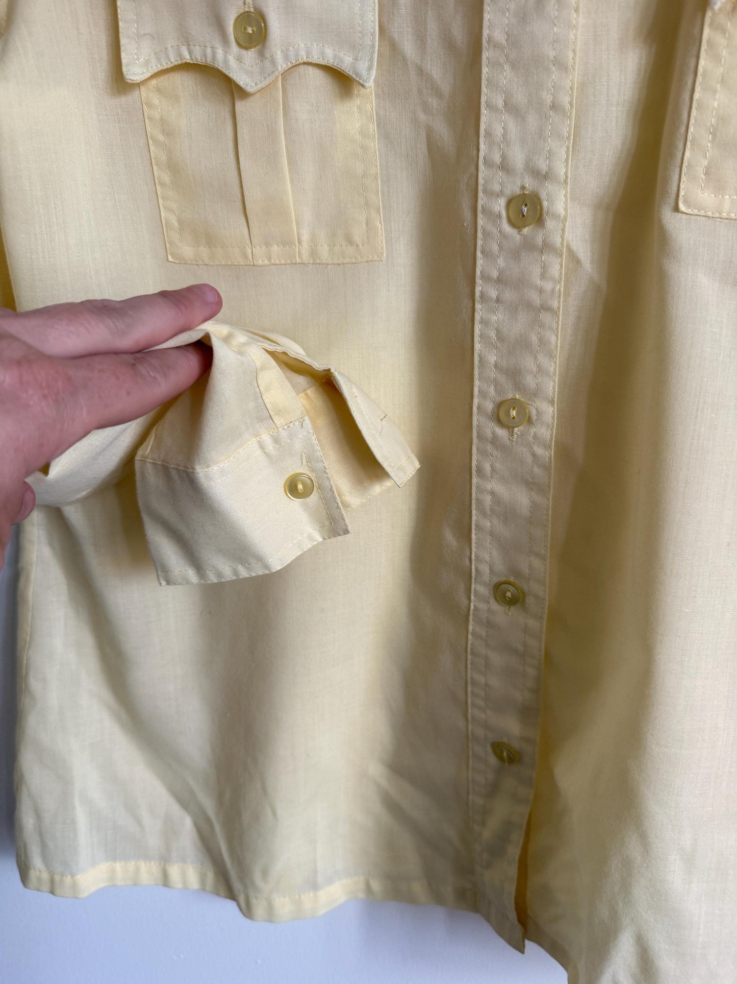 Vintage 70s Butter Yellow Western Shirt | Cowboy Style Button Up Blouse | Scalloped Pocket Shirt | Retro Women's Shirt