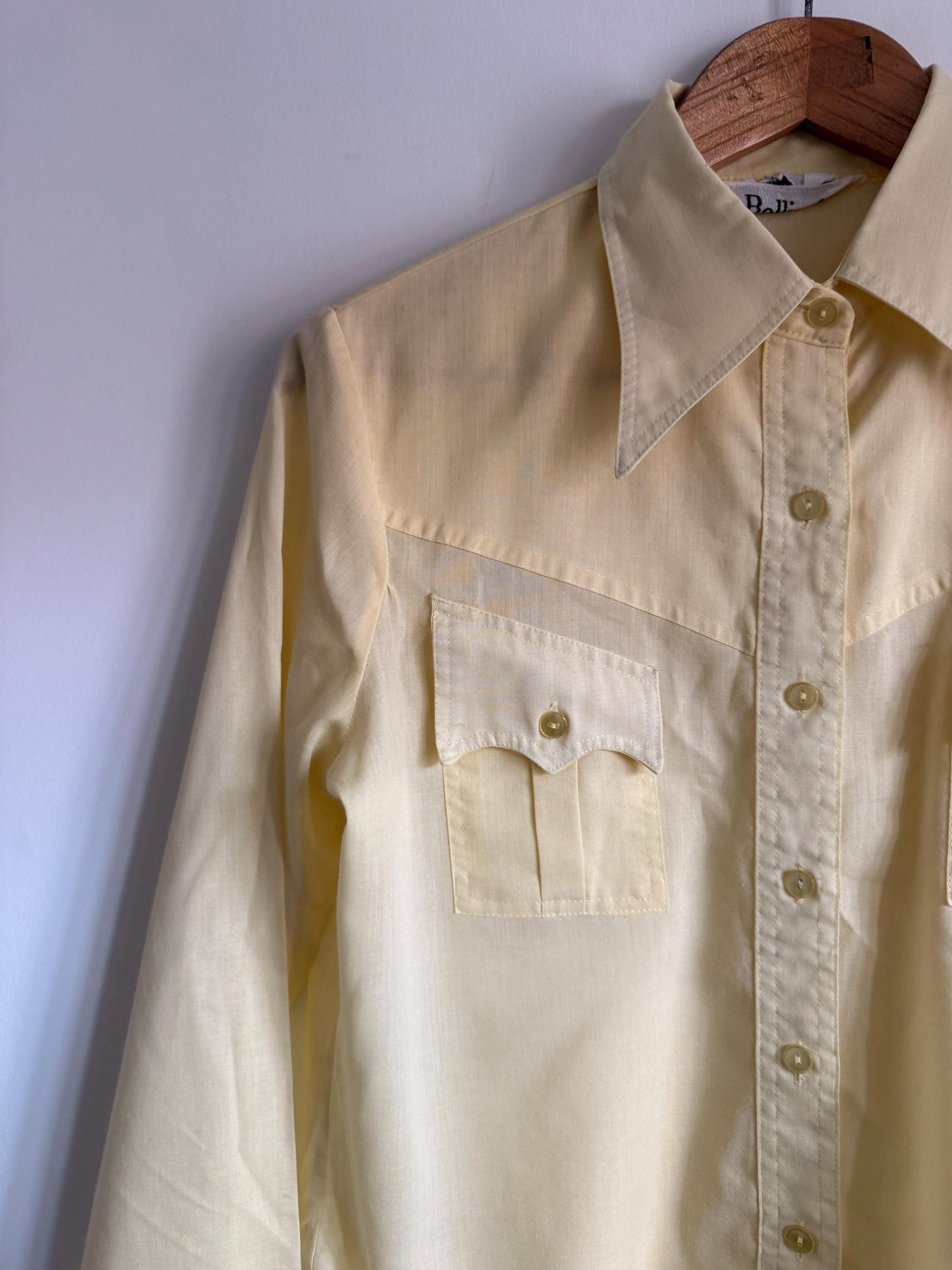 Vintage 70s Butter Yellow Western Shirt | Cowboy Style Button Up Blouse | Scalloped Pocket Shirt | Retro Women's Shirt