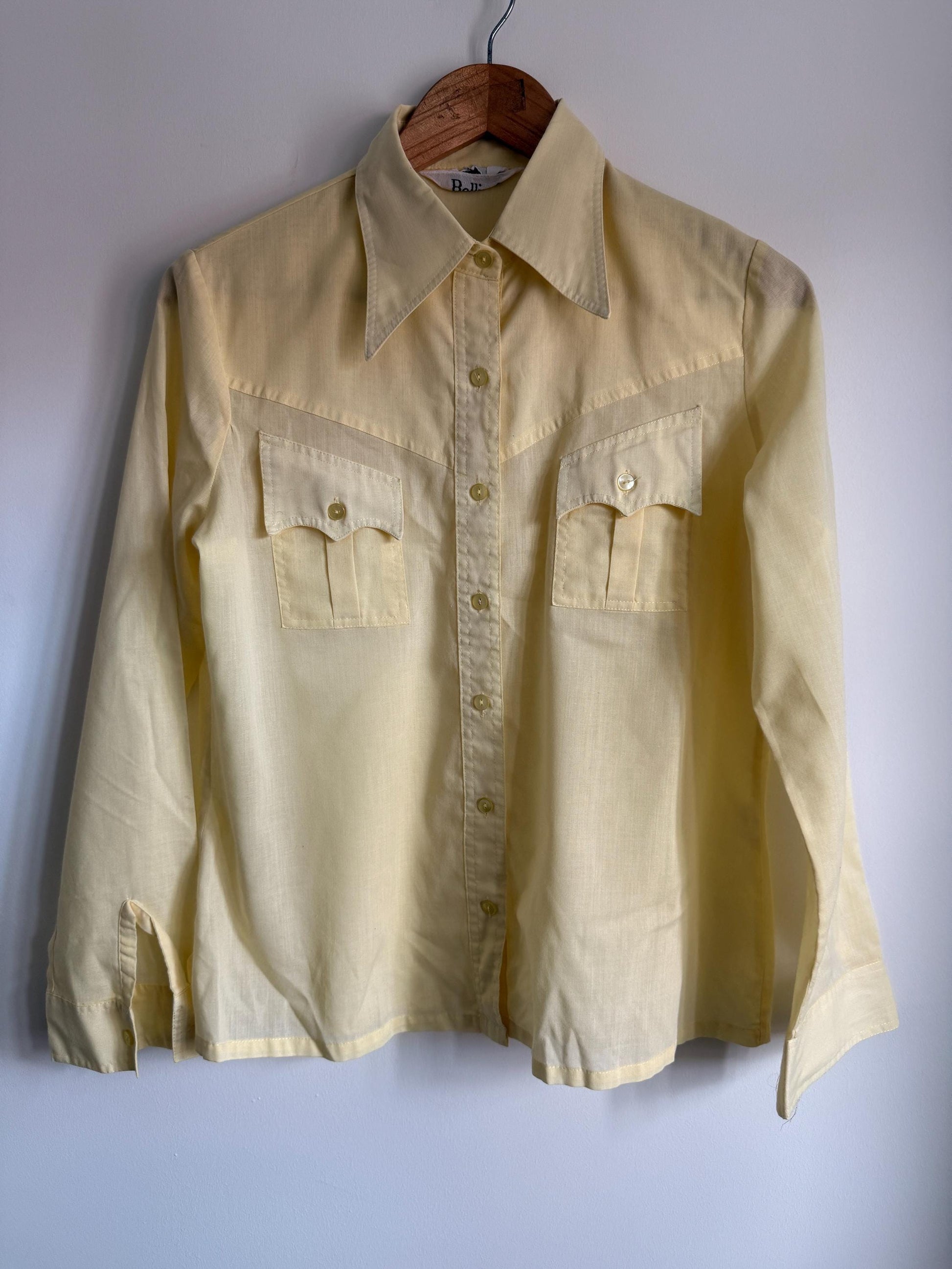Vintage 70s Butter Yellow Western Shirt | Cowboy Style Button Up Blouse | Scalloped Pocket Shirt | Retro Women's Shirt