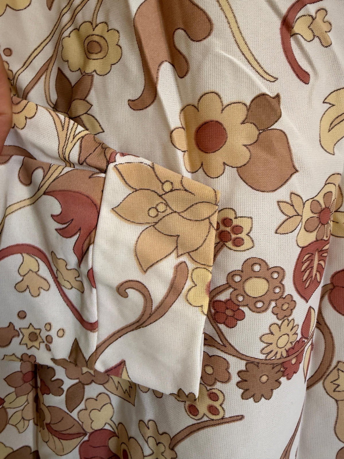 Vintage 70s Floral Blouse UK 8-10 | Cream Boho Long Sleeve Shirt | Romantic Retro Polyester Top Cottagecore Vintage