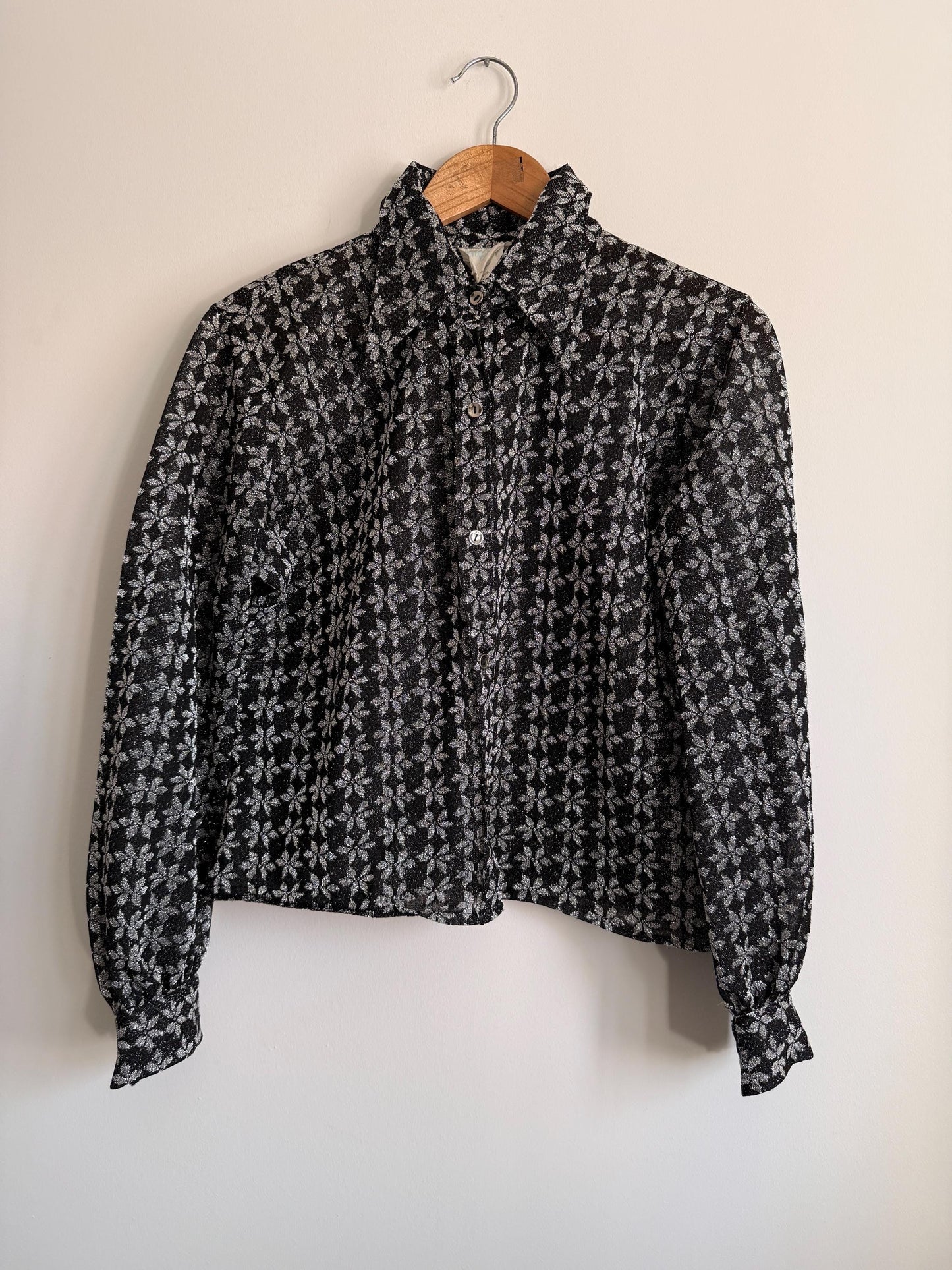 Vintage 80s Black Floral Blouse | Monochrome Button Up Shirt | Cropped Vintage Top | Long Sleeve Floral Blouse | Cottagecore Shirt ,