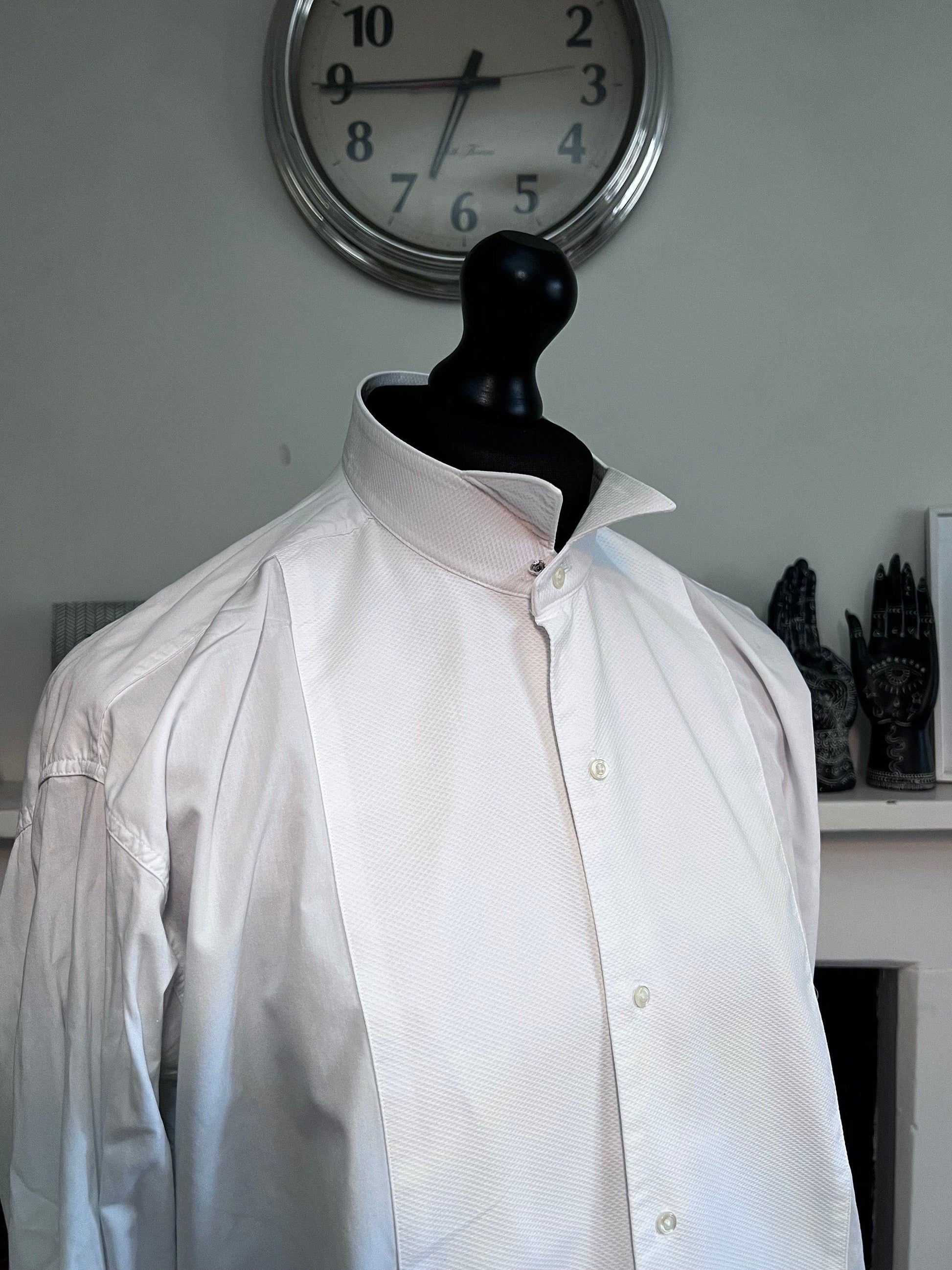 Vintage 80s does 1940s style White wing tip Shirt,  gents fress Shirt, vintage shirt, vintage shirt, mens shirt, vintage menswear, Wing Tip