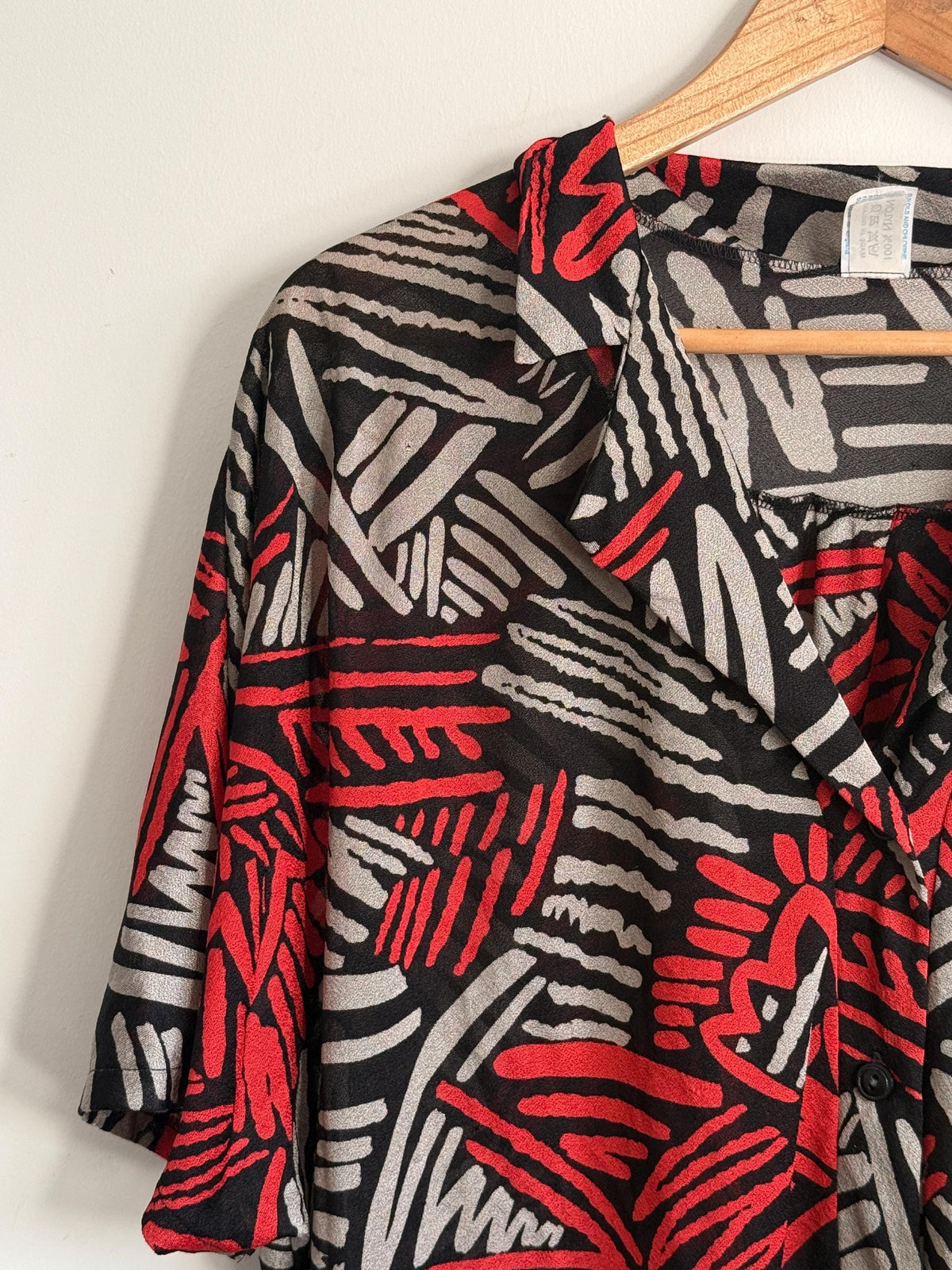 Vintage 90s Abstract Print Oversized Blouse UK 18-22 | Red Black Grey Crinkle Shirt | Relaxed Button Front Top | Retro Summer Blouse