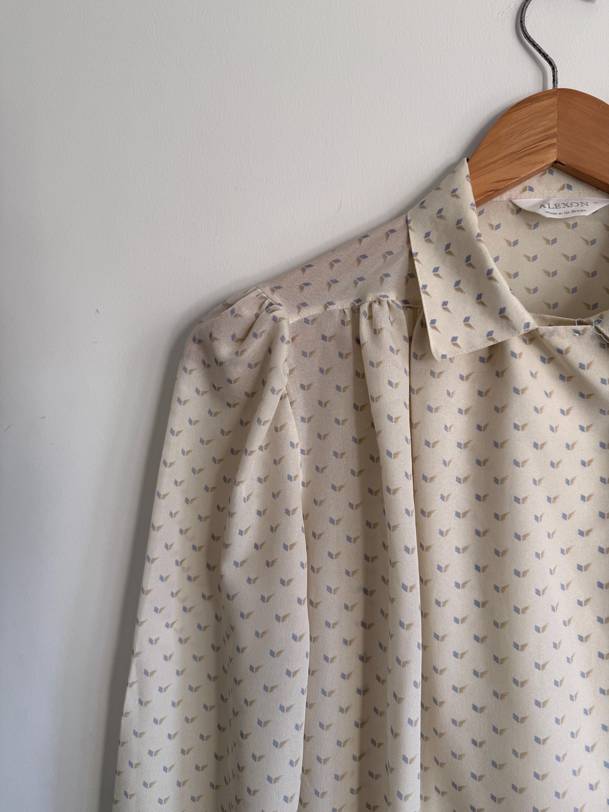 Vintage Alexon Cream Blouse Long Sleeve Printed Blouse Smart Vintage Shirt Secretary Blouse Office Wear Classic British Vintage