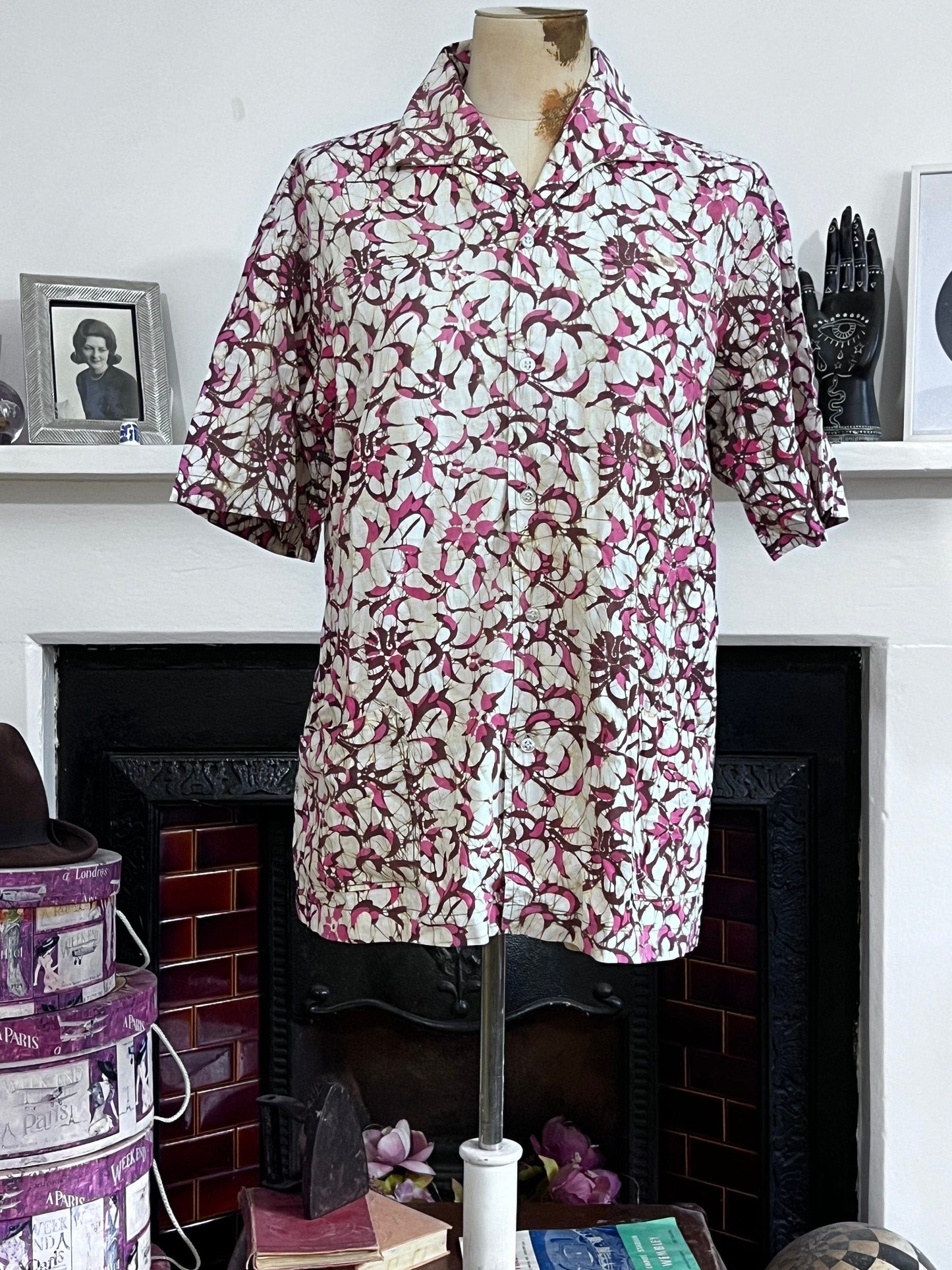 Vintage Batik Blouse a pink Brown patterned vintage blouse batik button through shirt, vintage blouse, batik blouse