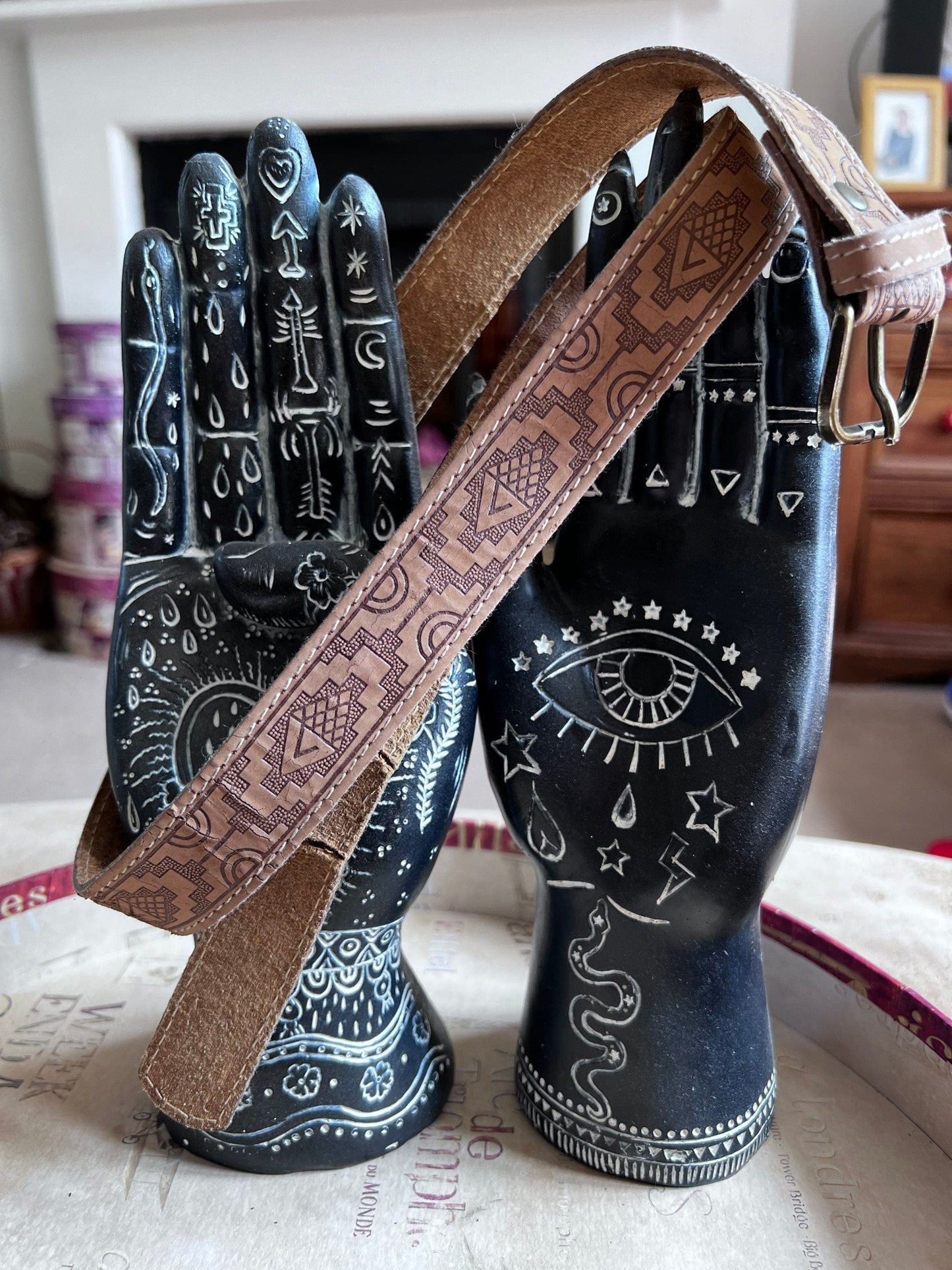 Vintage belt 90s Carved Leather Brown 1inch” Aztec Pattern belt inch wide Belt - brown leather belt 1990s Fit 28”-32” vintage belt