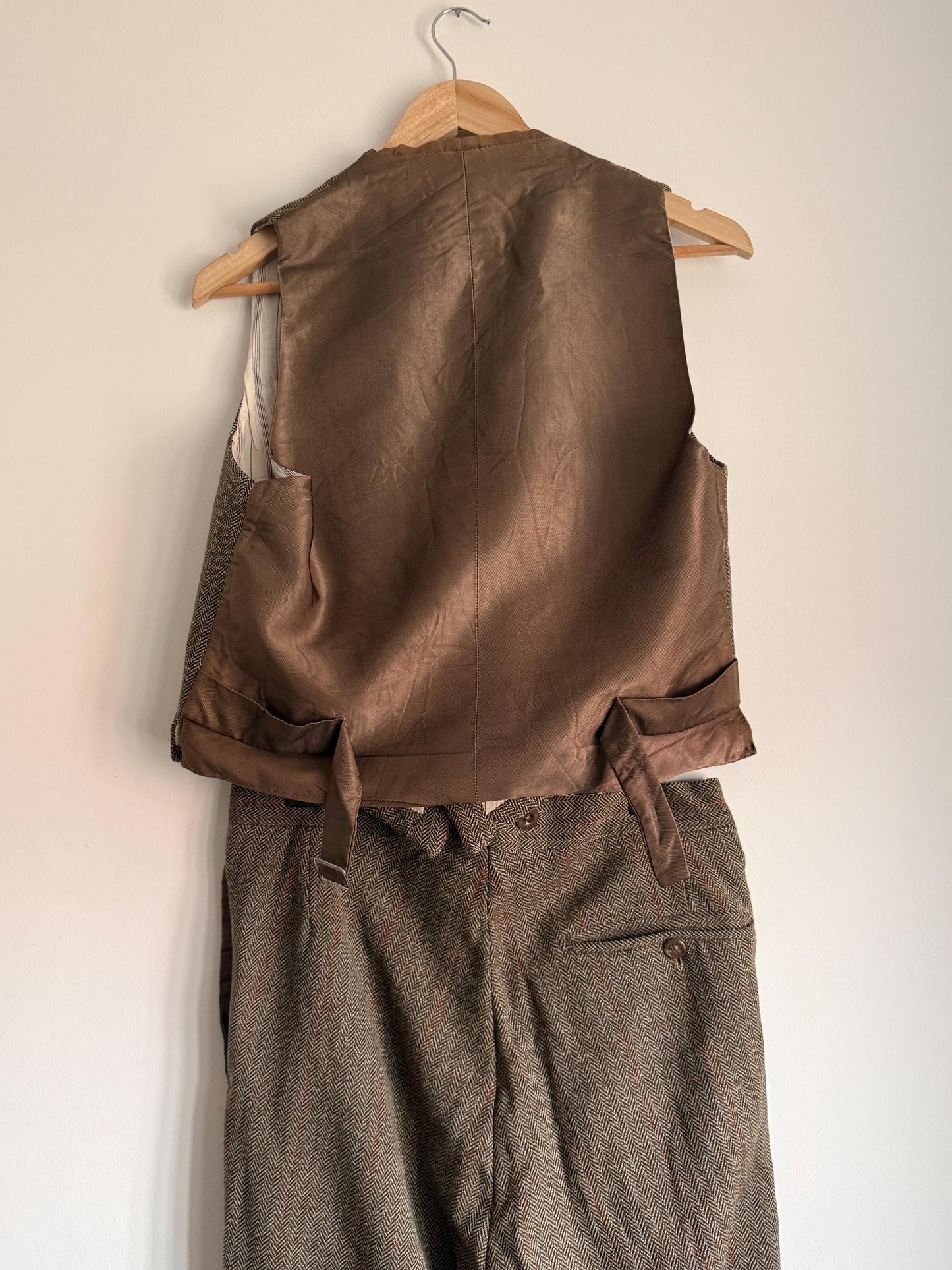 Vintage Bespoke Men's Tweed Two-Piece Style Suit Todhouse Reynard Norwich Tailored Herringbone Tweed Waistcoat & Trousers Country Gentleman