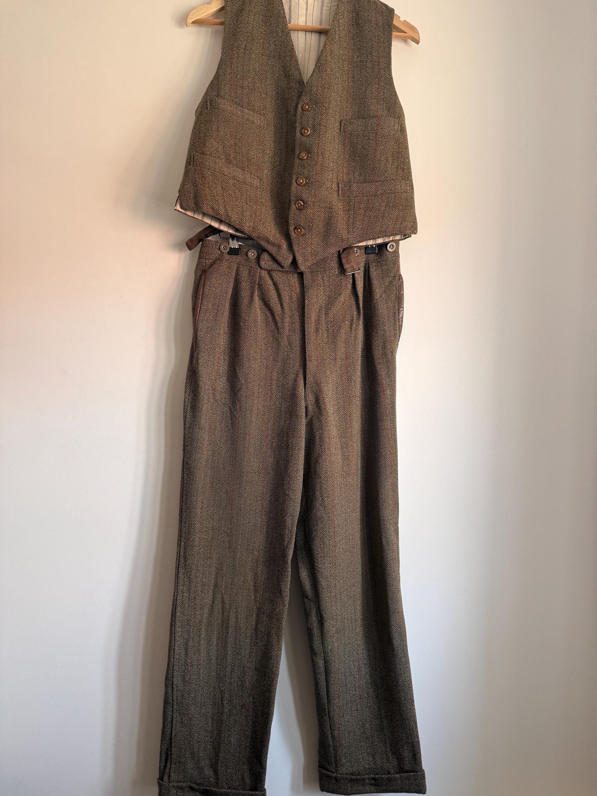 Vintage Bespoke Men's Tweed Two-Piece Style Suit Todhouse Reynard Norwich Tailored Herringbone Tweed Waistcoat & Trousers Country Gentleman