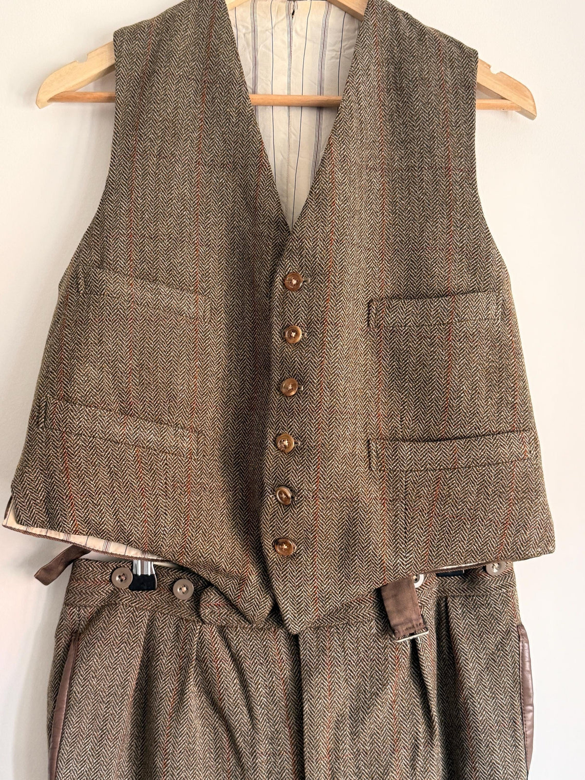 Vintage Bespoke Men's Tweed Two-Piece Style Suit Todhouse Reynard Norwich Tailored Herringbone Tweed Waistcoat & Trousers Country Gentleman