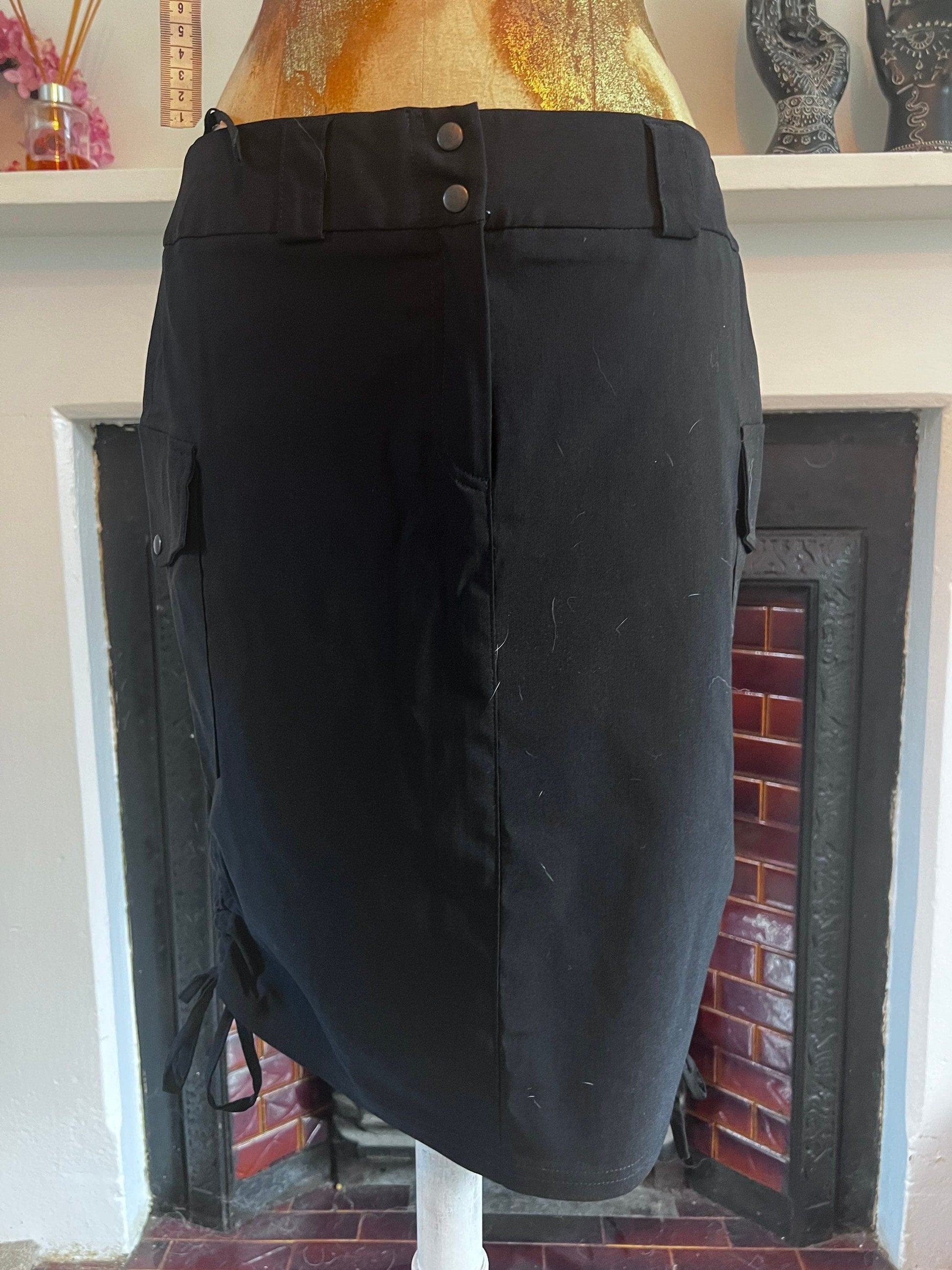 Vintage Black Cargo Skirt - Side Pocket Skirt - Drawstring Skirt 90s Black Stretch Skirt