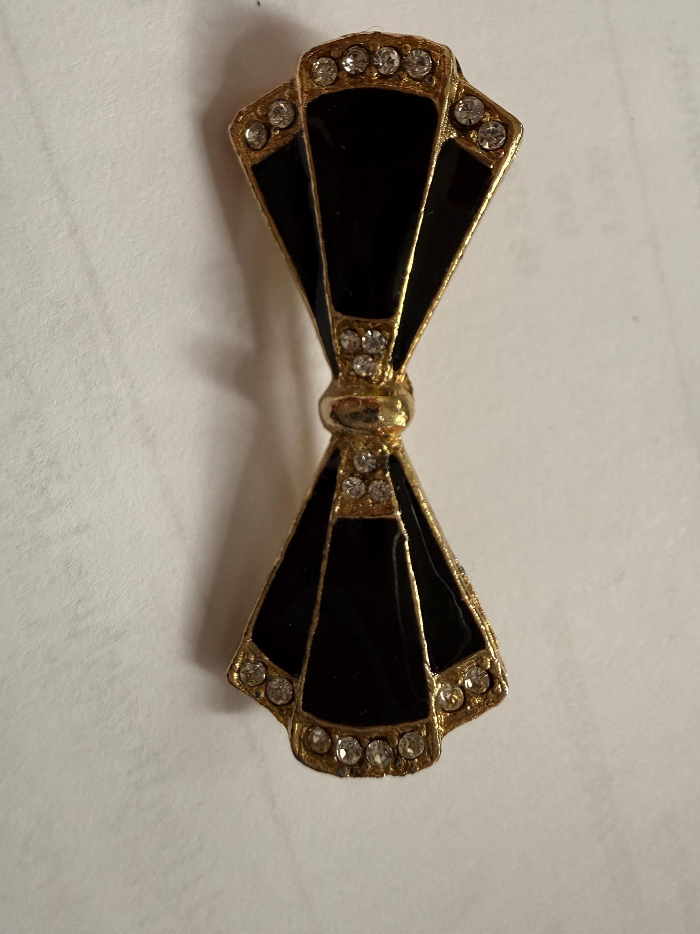 Vintage Black Enamel Bow Brooch – Gold Tone Rhinestone Art Deco Revival Geometric Costume Jewellery
