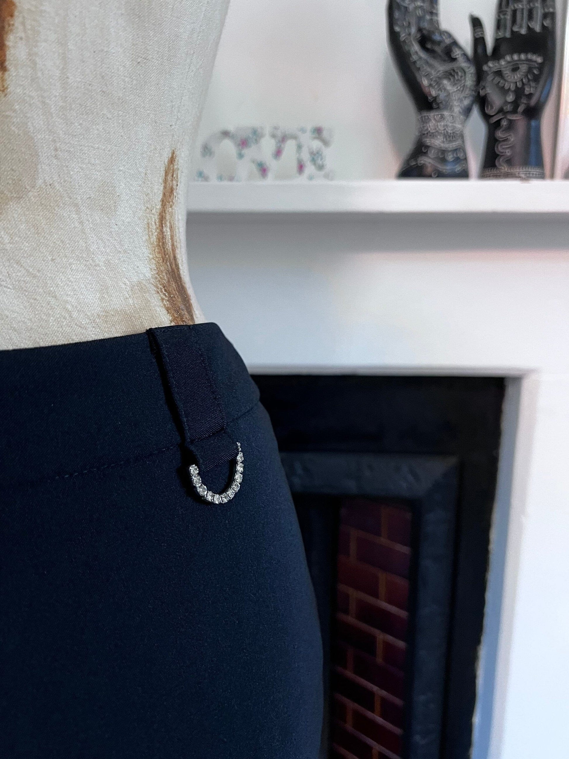 Vintage black trousers chain details high waisted ladies trousers black - UK8-12