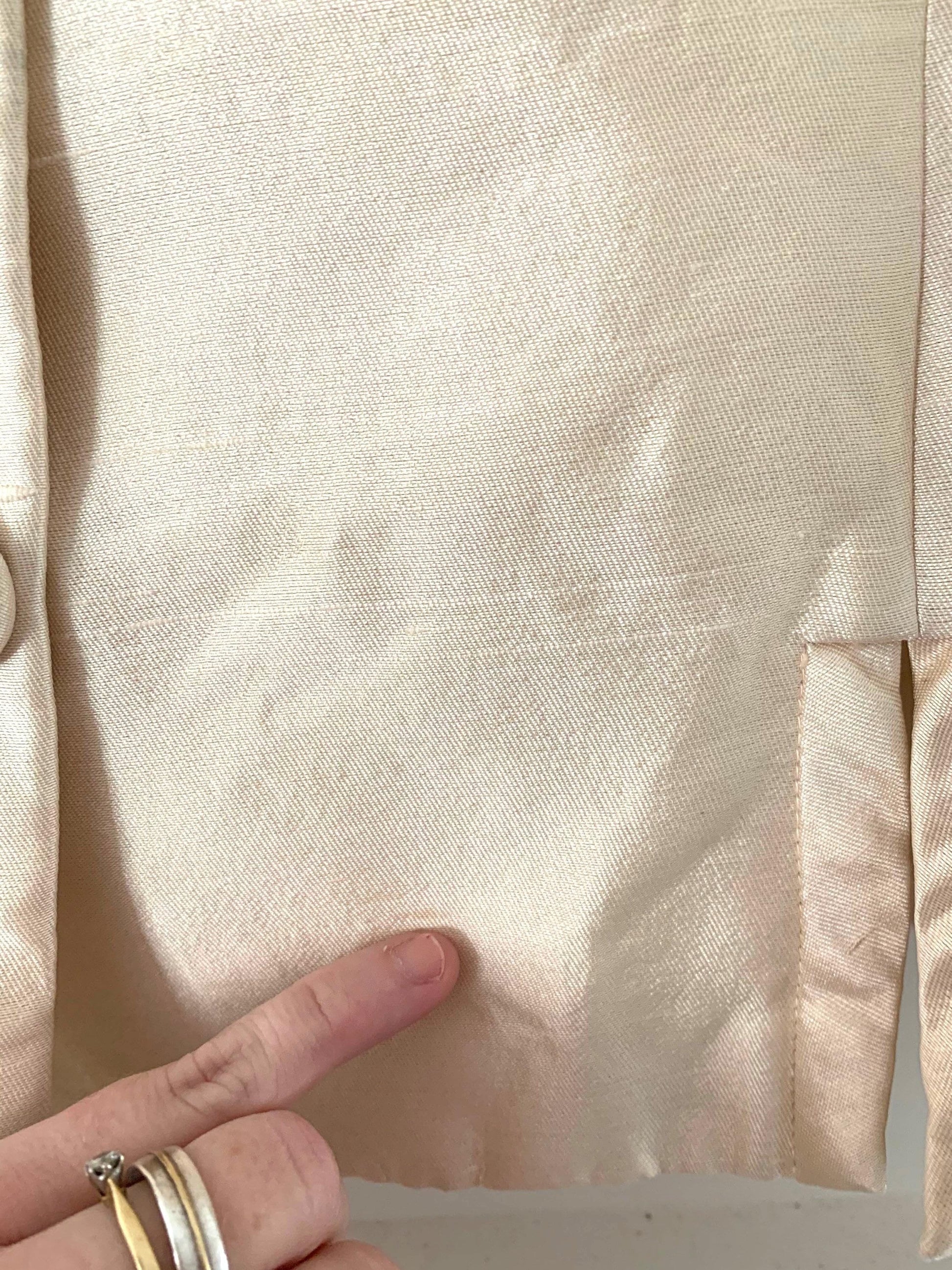 Vintage Silk Blazer Jacket - Silk Chiffon Lined - Cream Gold Sheen Ladies Day Jacket Absolutely Stunning - 1950s Immaculate Lilli Ann