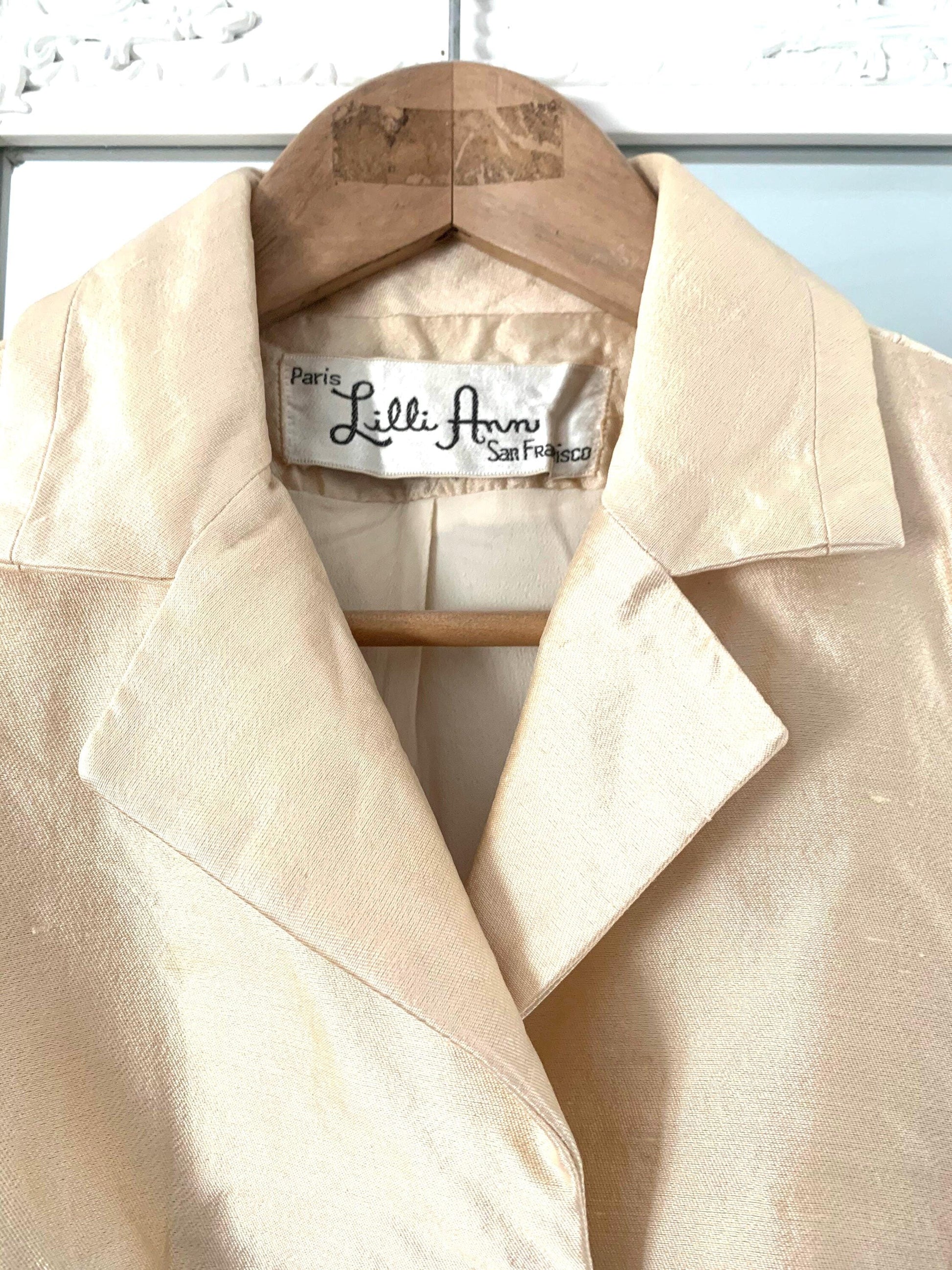Vintage Silk Blazer Jacket - Silk Chiffon Lined - Cream Gold Sheen Ladies Day Jacket Absolutely Stunning - 1950s Immaculate Lilli Ann