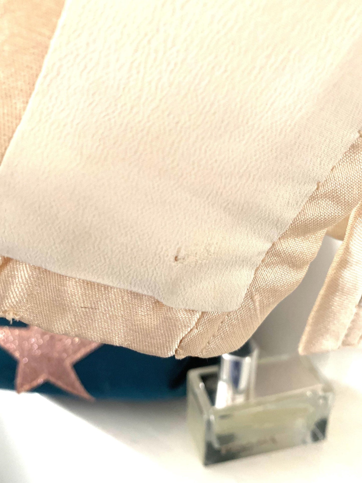 Vintage Silk Blazer Jacket - Silk Chiffon Lined - Cream Gold Sheen Ladies Day Jacket Absolutely Stunning - 1950s Immaculate Lilli Ann