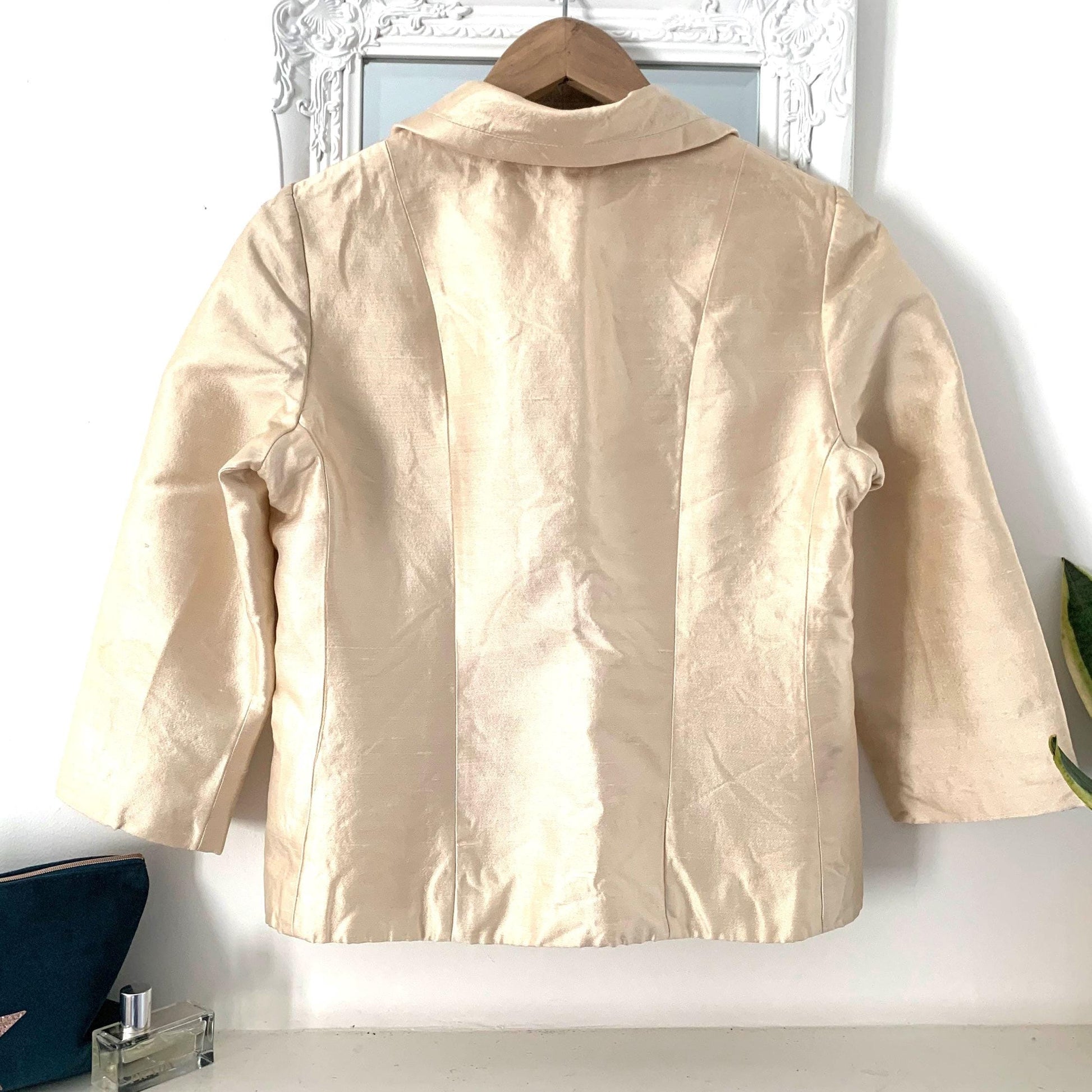 Vintage Silk Blazer Jacket - Silk Chiffon Lined - Cream Gold Sheen Ladies Day Jacket Absolutely Stunning - 1950s Immaculate Lilli Ann