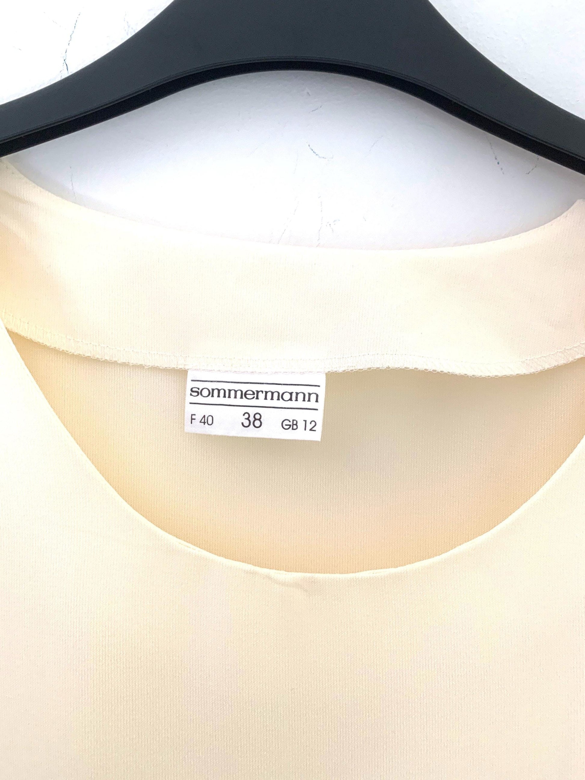 Pale yellow Vintage Blouse Semi Sheer Button Through Boxy short Sleeves - Size 14