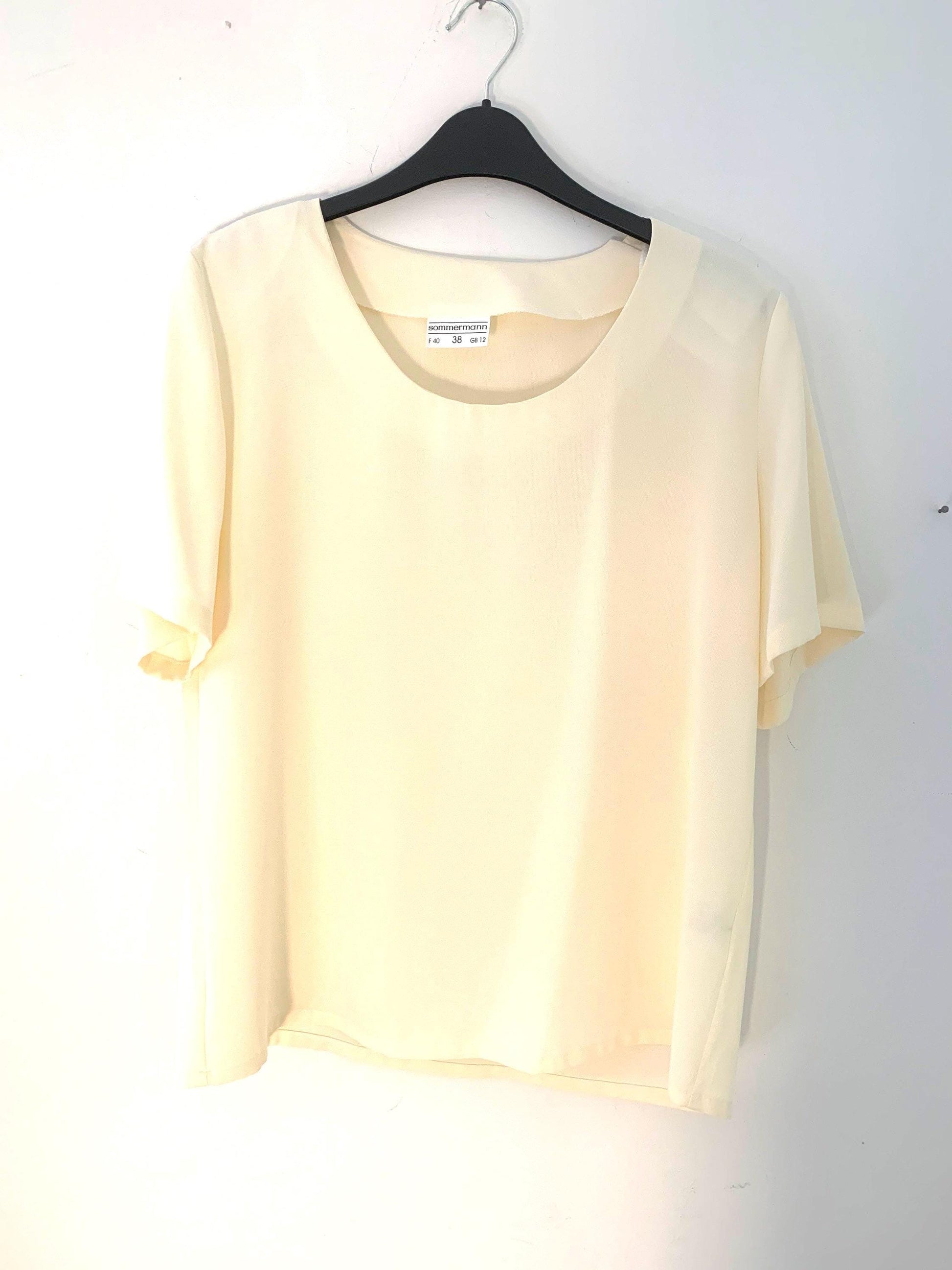 Pale yellow Vintage Blouse Semi Sheer Button Through Boxy short Sleeves - Size 14