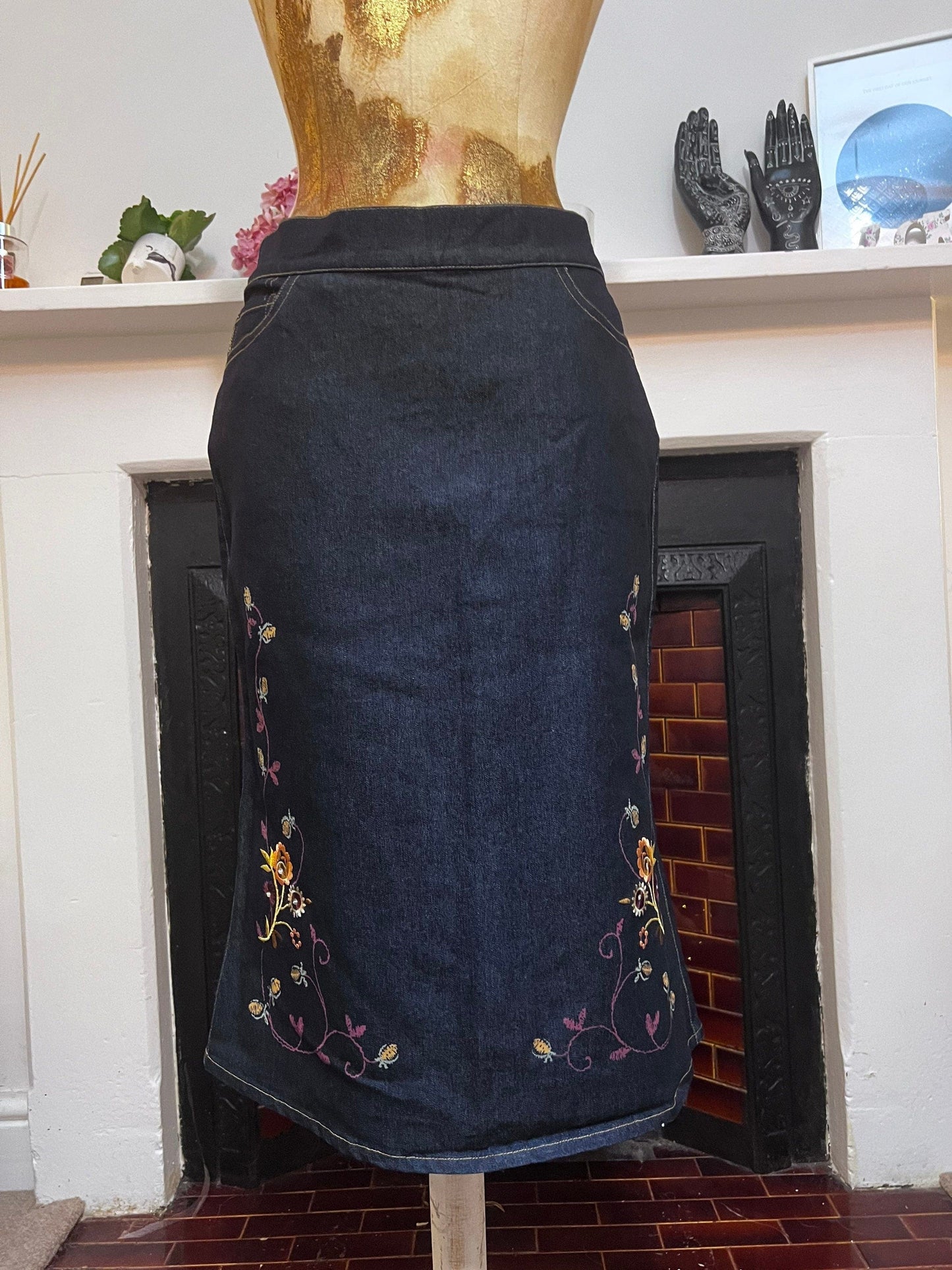 Vintage Blue Denim Embroidery Western Style Skirt - Corset back  - A-Line Blue Denim Skirt 90s Stretch Skirt with floral embroidery UK10