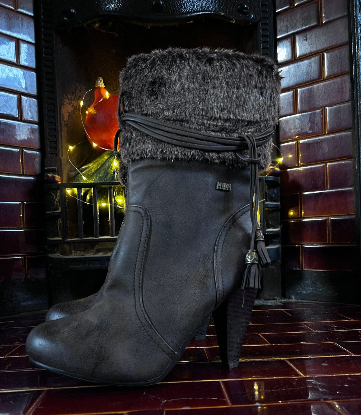 Vintage Brown Fur Trim Boots Stilettos Heel Taupe Fur Trim Boots unworn EU39 UK6 - Faux Leather