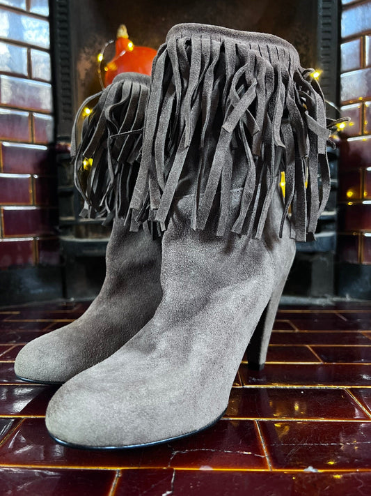 Vintage Fringed Ankle Boots Stilettos Heel Taupe Fringed Boho Boots unworn small mark to back of heel EU39 UK6