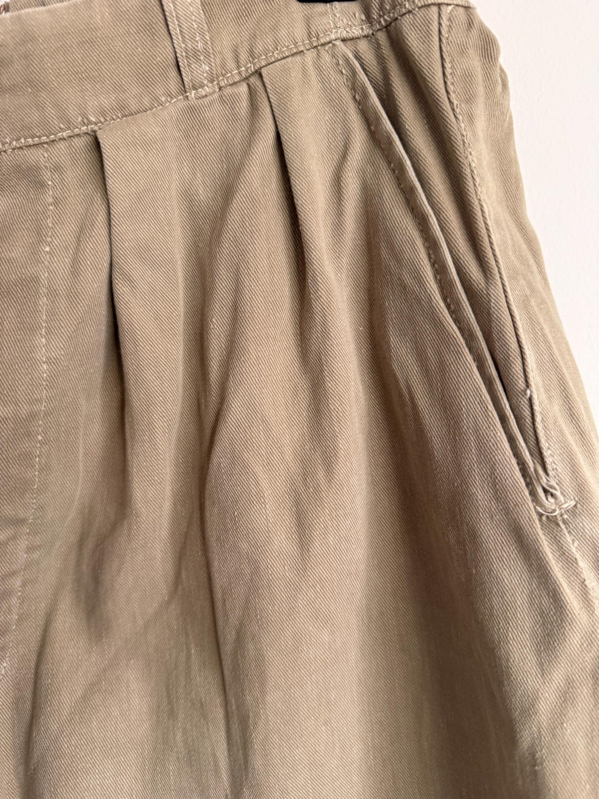 Vintage British Khaki Cotton Drill Shorts UWIN Made in England R F Carter Jonas Named Military Style