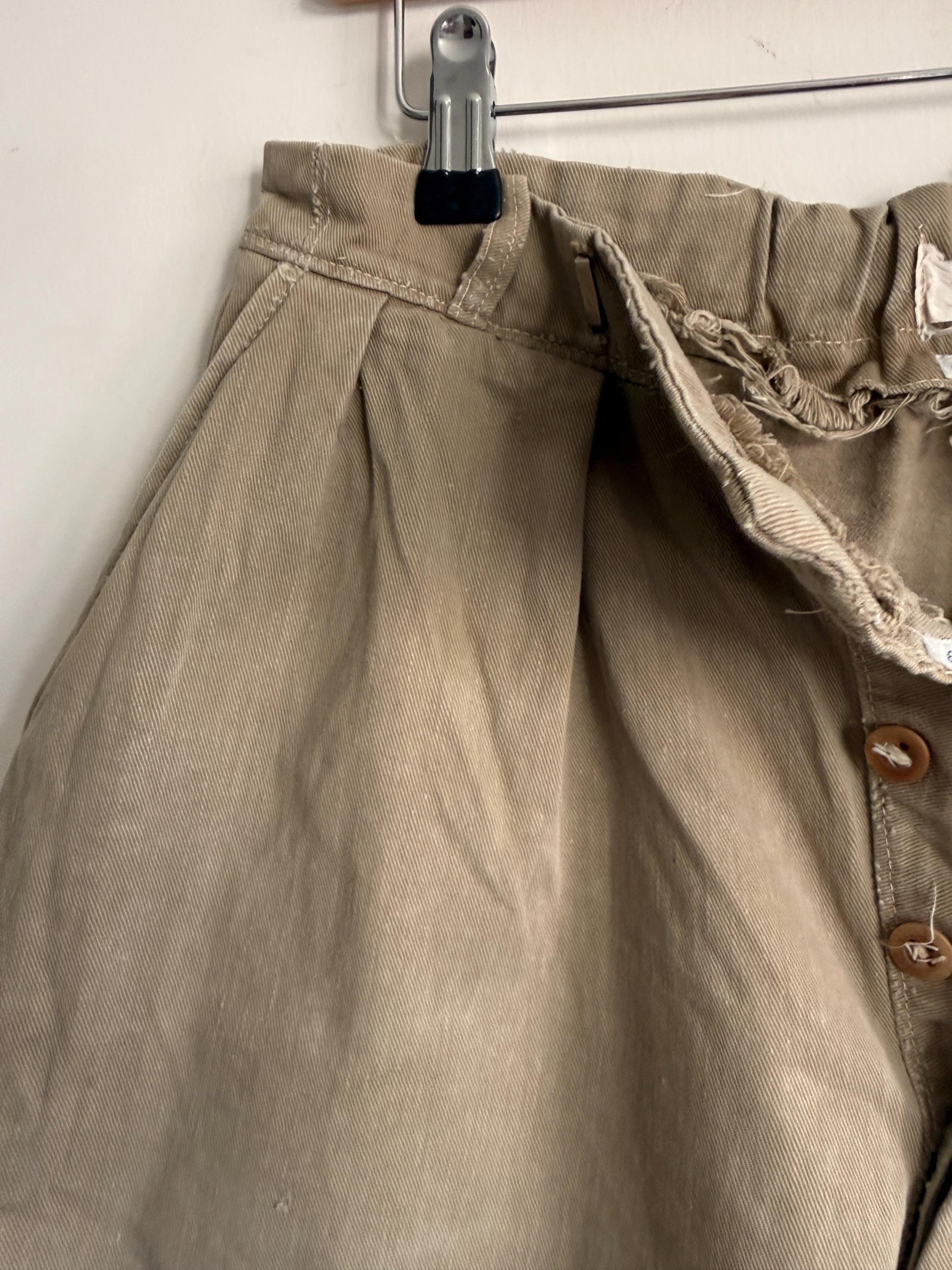 Vintage British Khaki Cotton Drill Shorts UWIN Made in England R F Carter Jonas Named Military Style