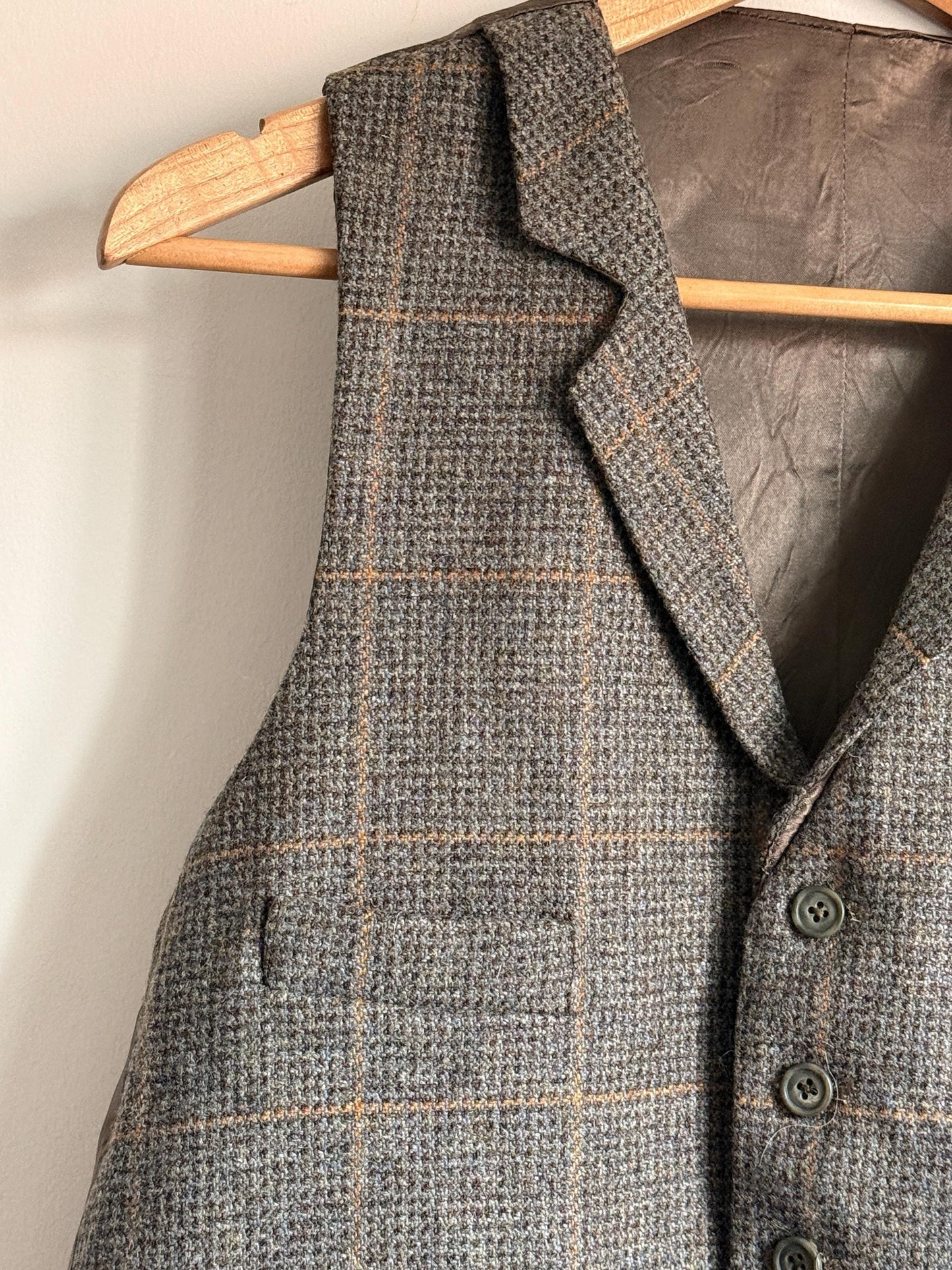 Vintage Brown Grey Check Tweed Vest | Wool Blend Country Gentleman Waistcoat (Size M)