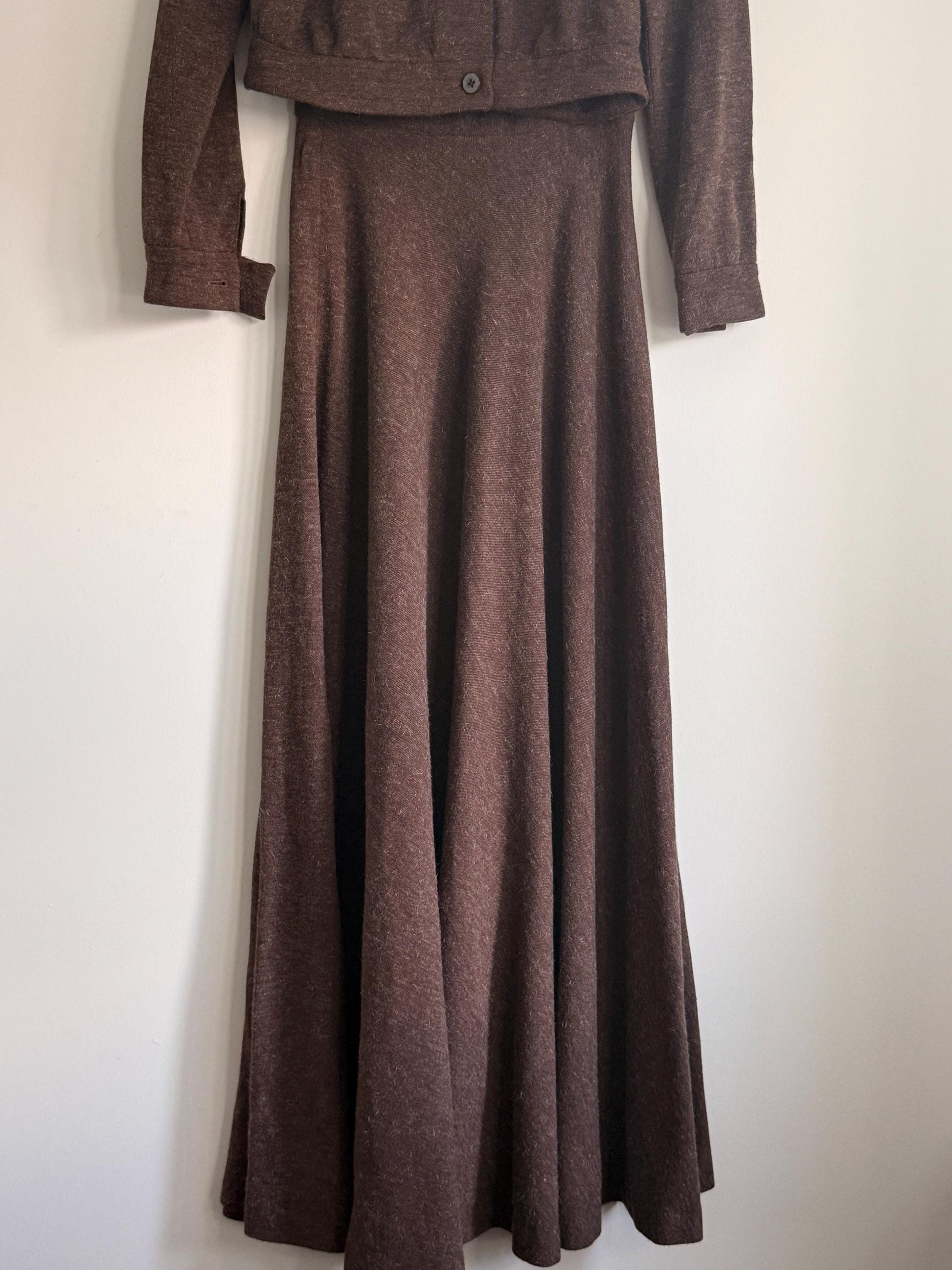Vintage Brown Knit Two Piece Set UK 10 12 | 1970s Skirt Suit | Maxi Skirt & Cropped Jacket | Minimal Vintage Coordinates - St Andre London