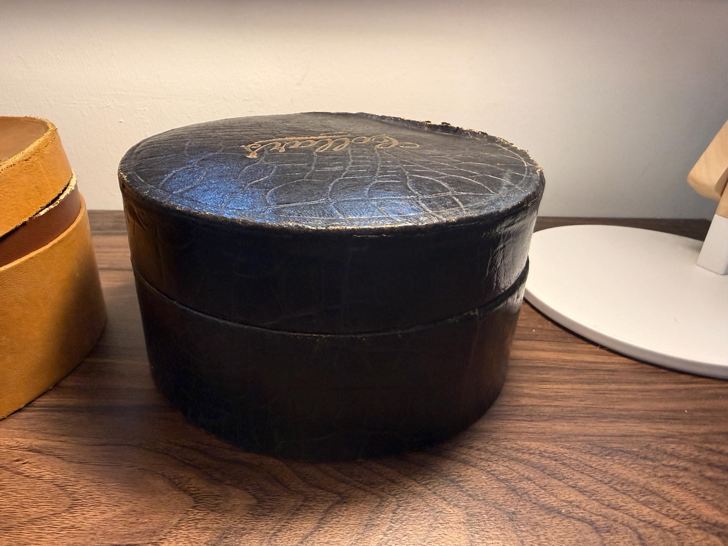 Vintage Collars Round Storage Box | Faux Crocodile Collar Box | Edwardian Gentleman’s Outfitters Box | Display & Storage