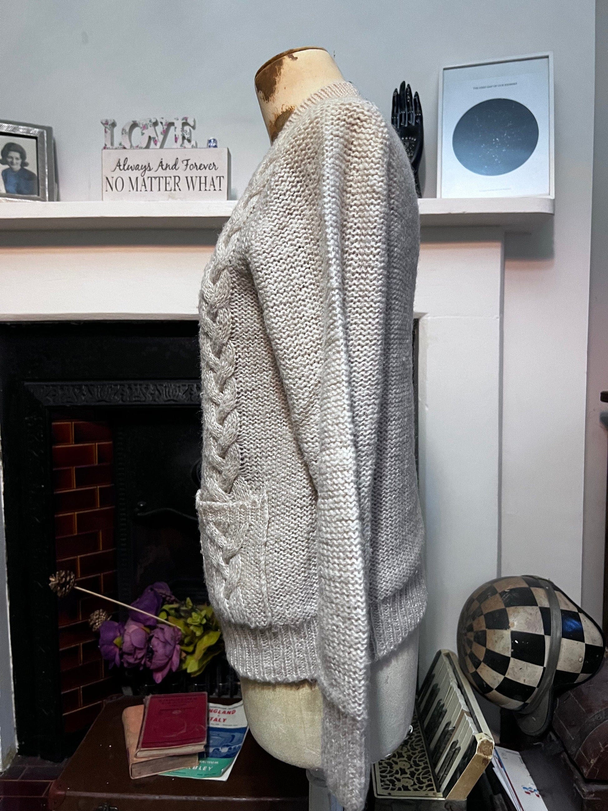 Vintage cream Cardigan long sleeve cardigan cable knit cardigan, vintage, knitwear, vintage vest, 70s cardigan cream cardigan pockets acryli