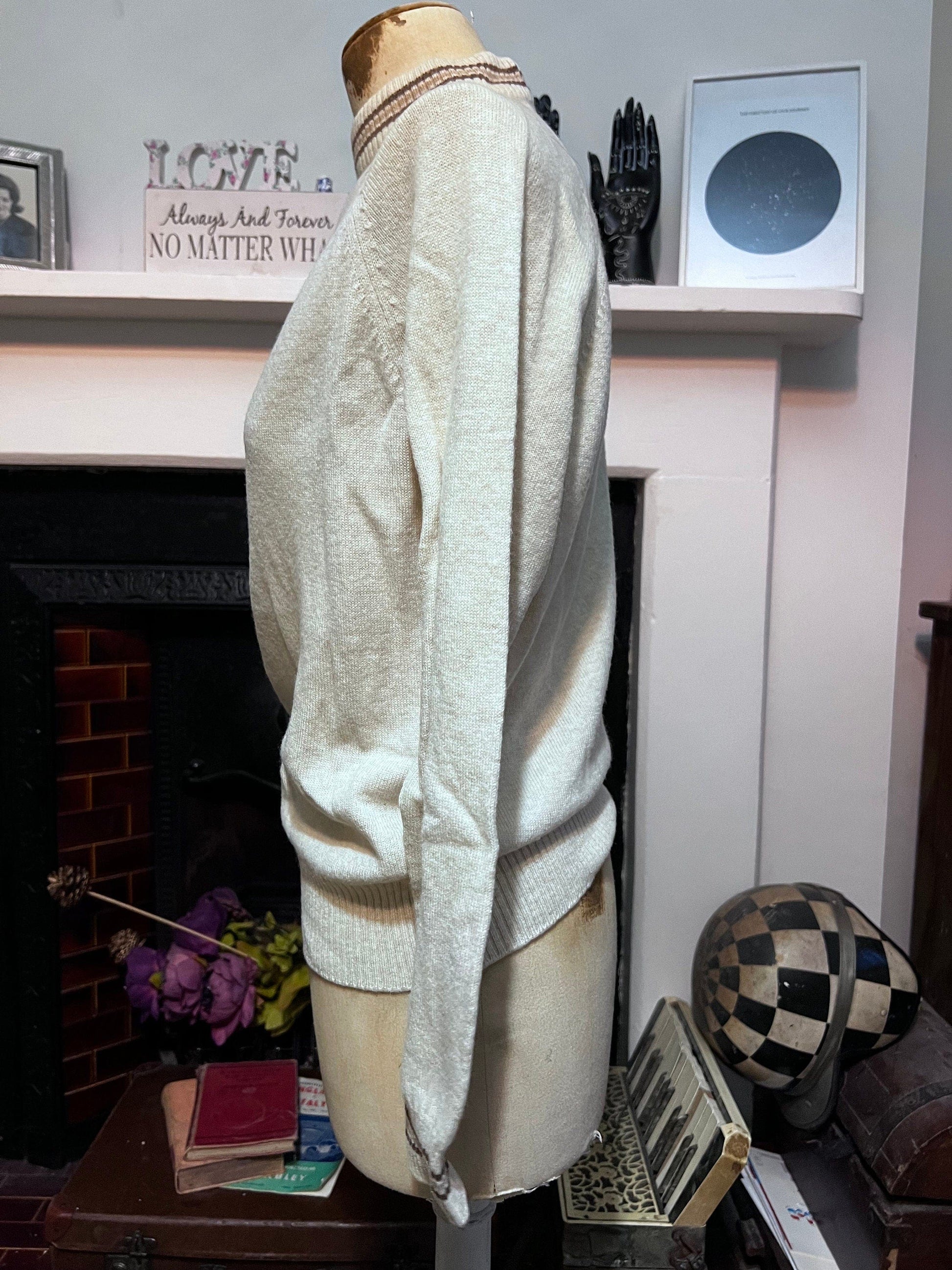 Vintage cream jumper lambswool jumper cream jumper, cream vintage knitwear, vintage pullover, vintage jumper, 1950s Vintage jumper, pullover