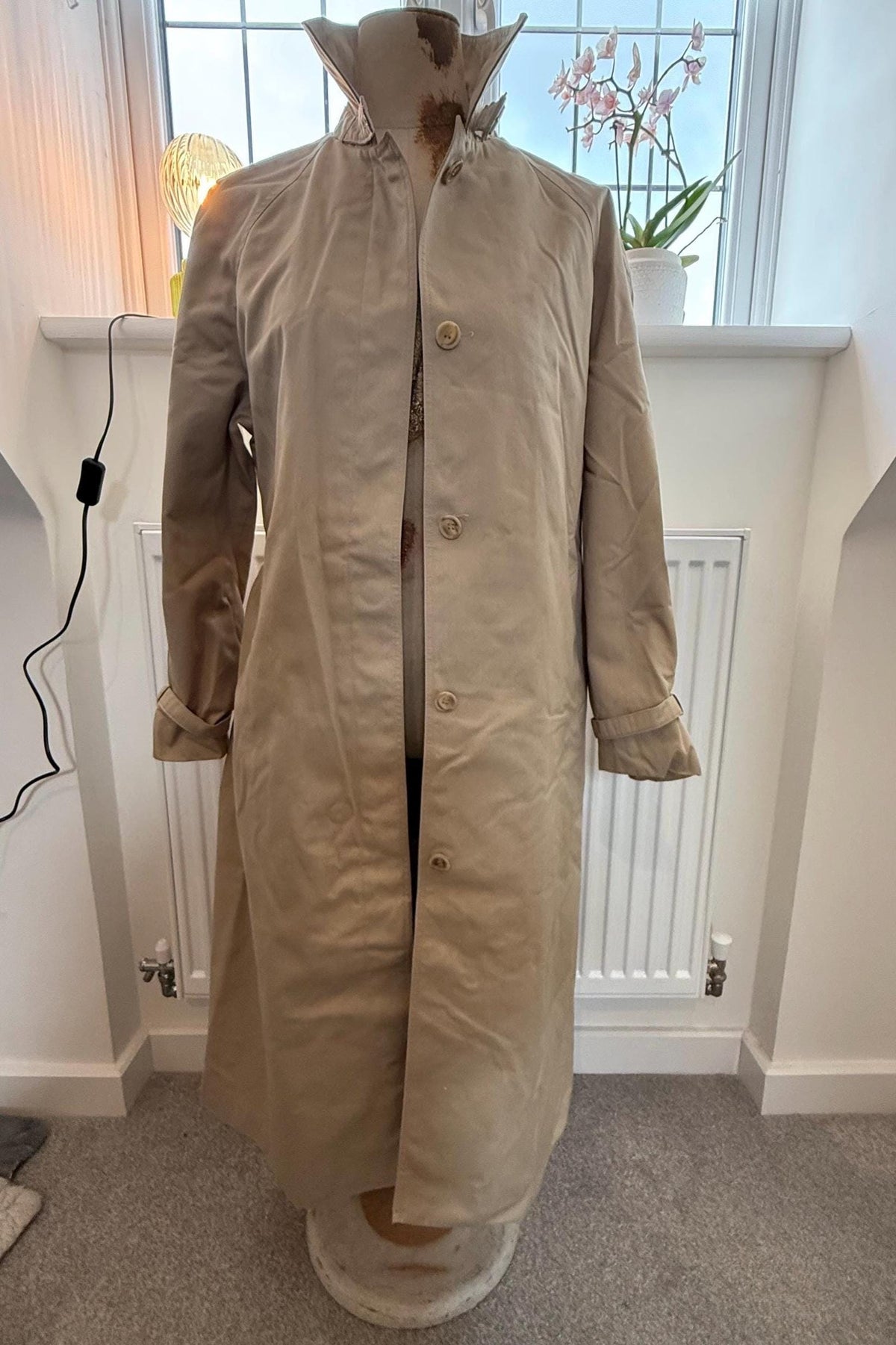 Vintage Dannimac Trench Coat – Beige Mac / Raincoat, Size UK 12–14, Classic 1980s Style