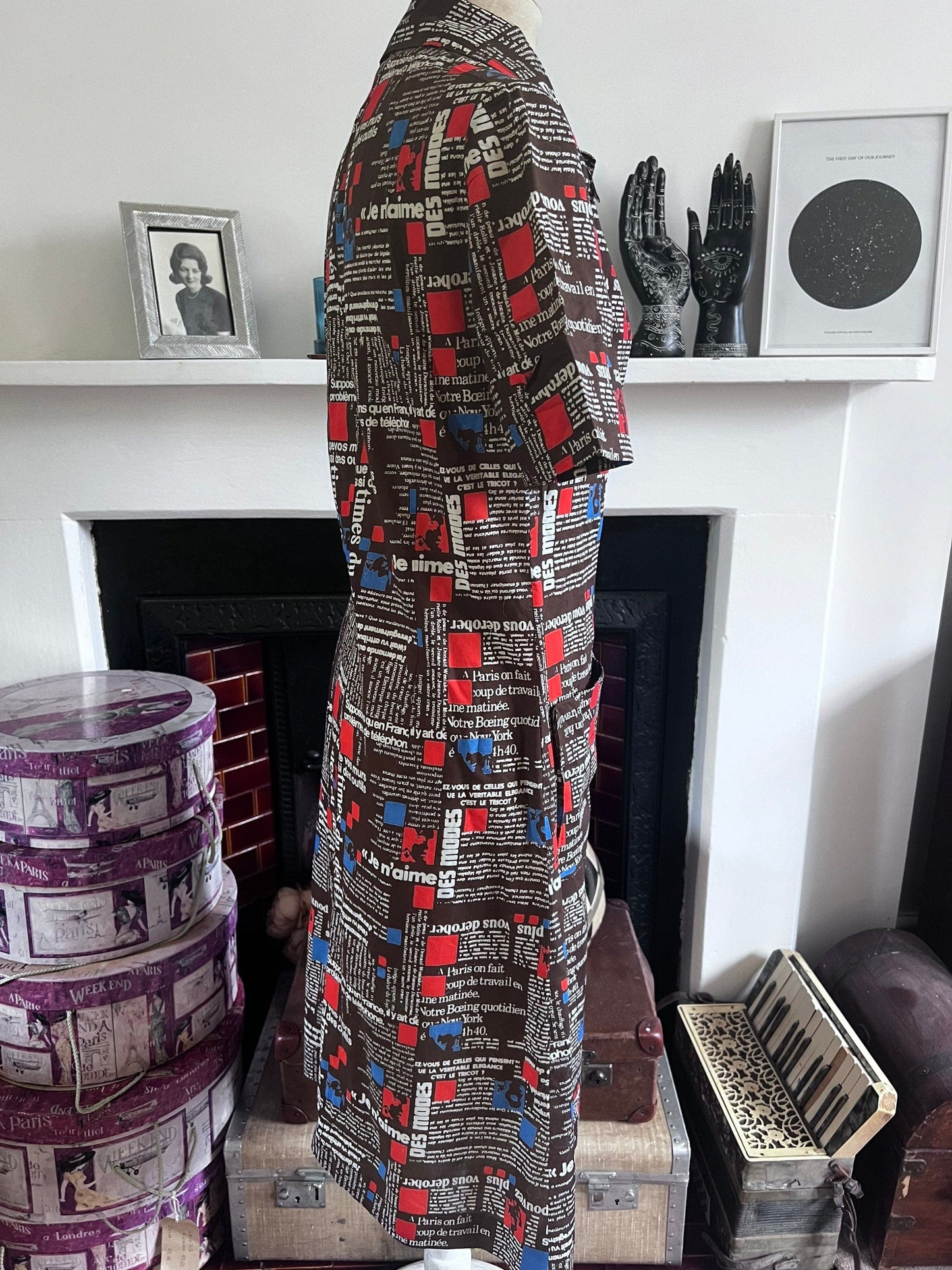 Vintage Dress 1970 Handmade button through Dress French newspaper fabric uk 8-12 Vintage - vintage dress - vintage fashion vintage handmade