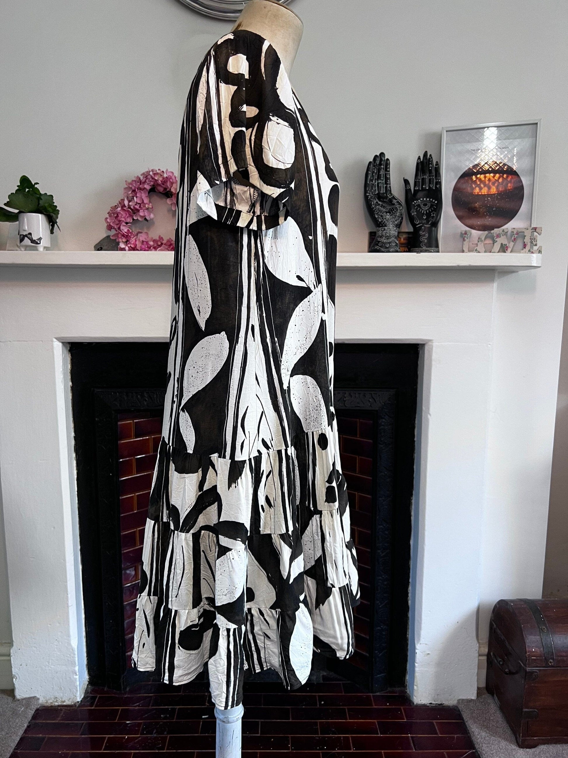 Vintage Black White 80s Smock Dress RaRa Dress With Pockets- Vintage Smock Dress small